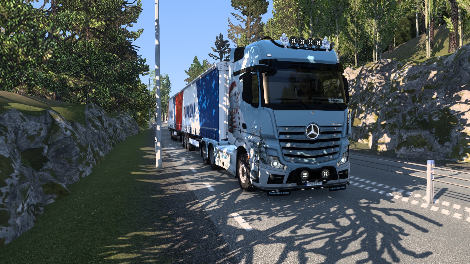 Image by thomasthamrt