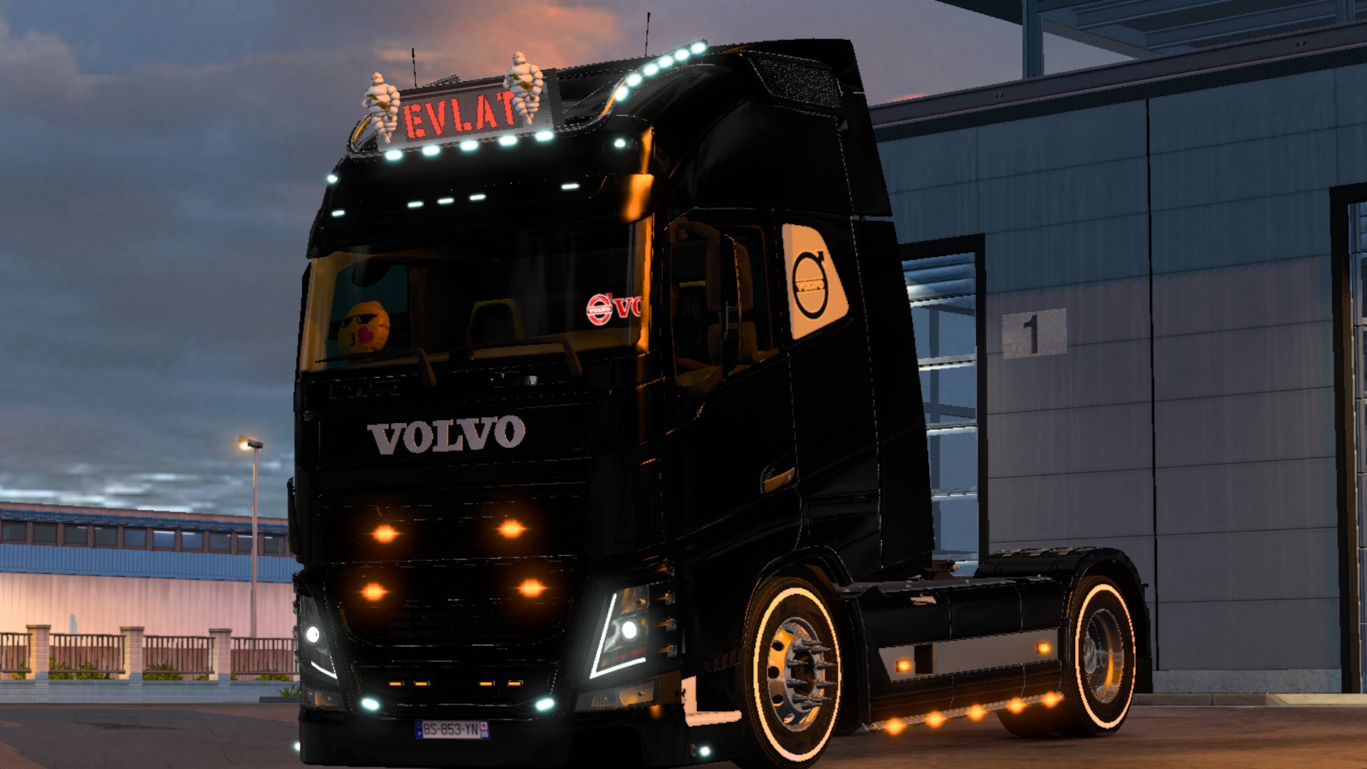 Image by yusuffyeter_