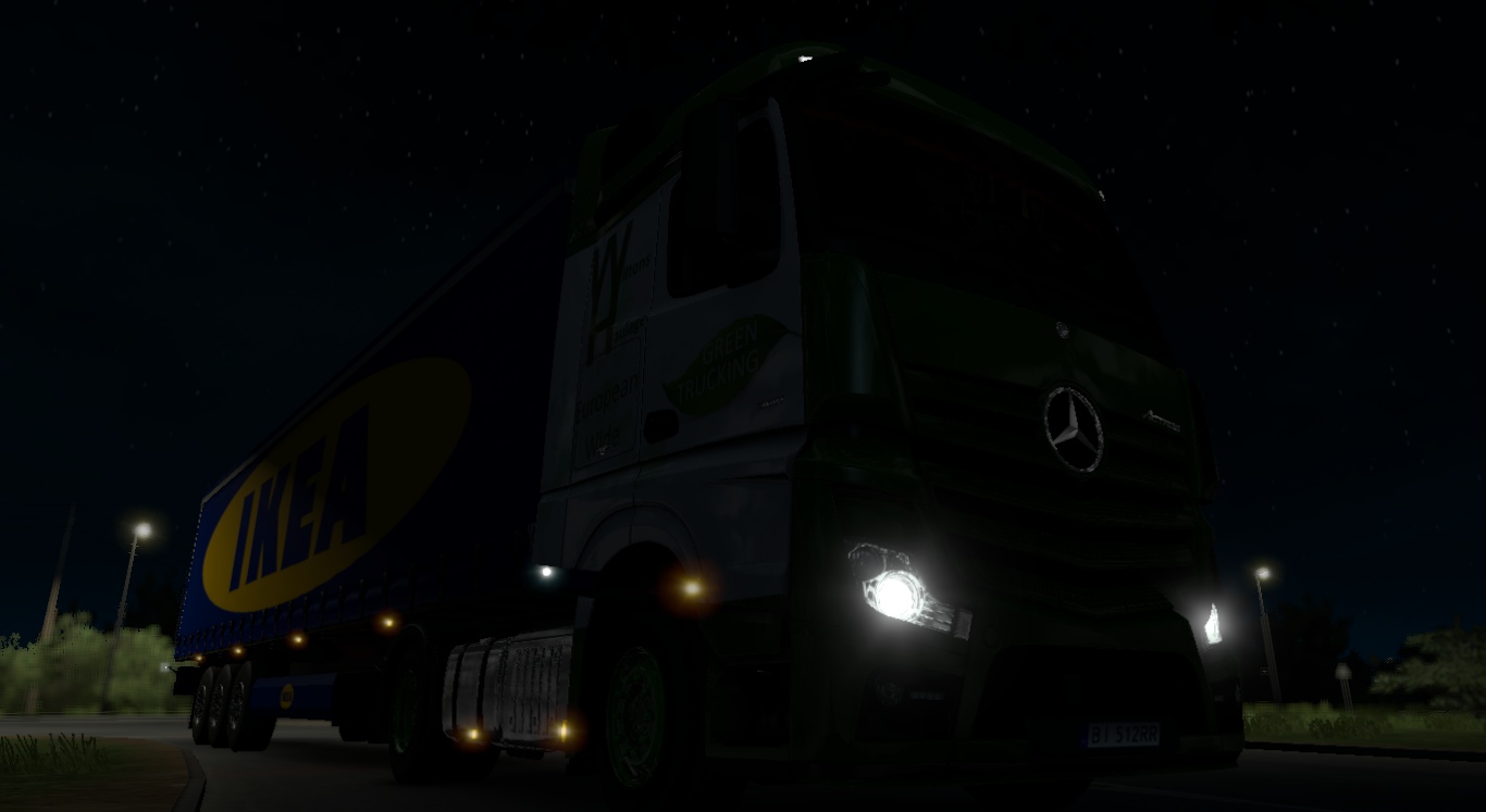 Image by danbyization