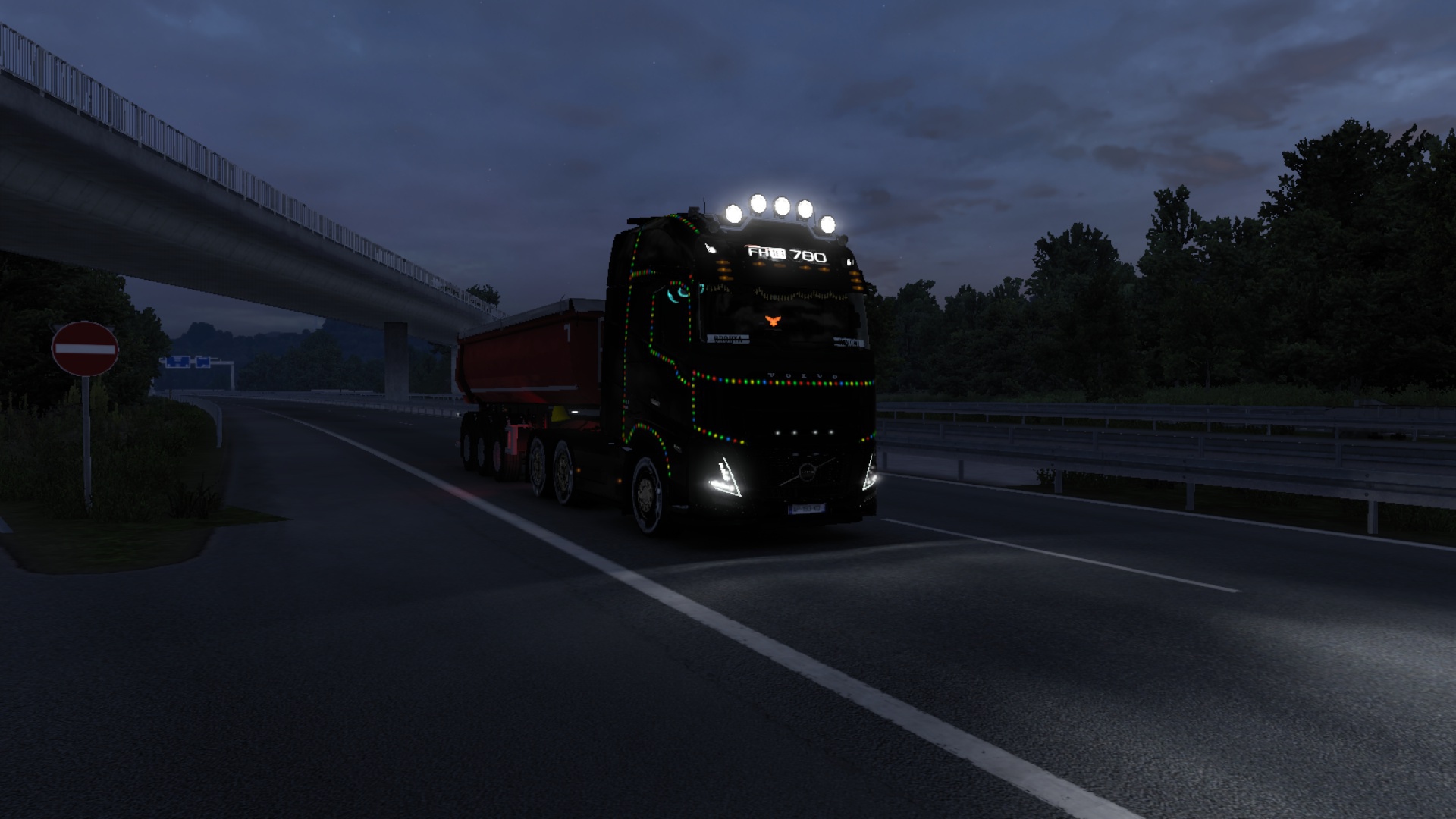 Image by NanGongHeYu