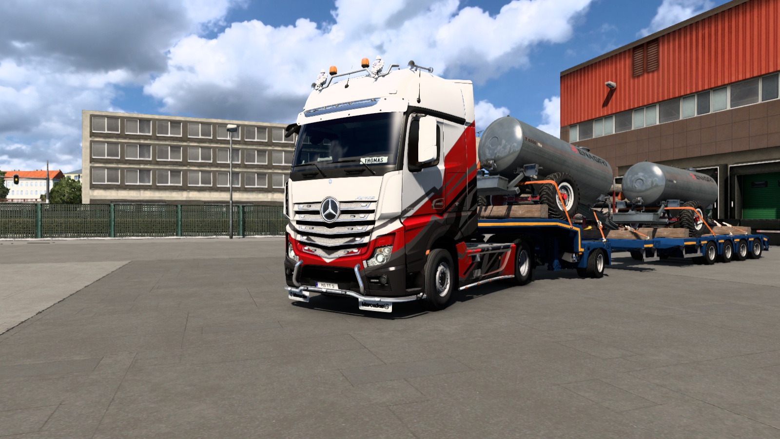 Image by thomasthamrt