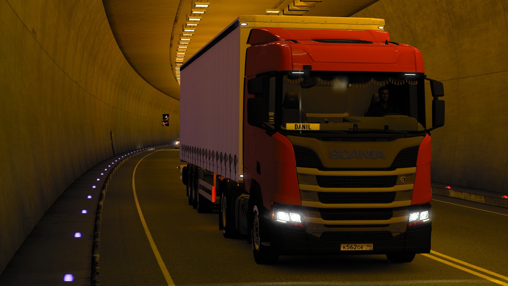 Image by danilvrntssv