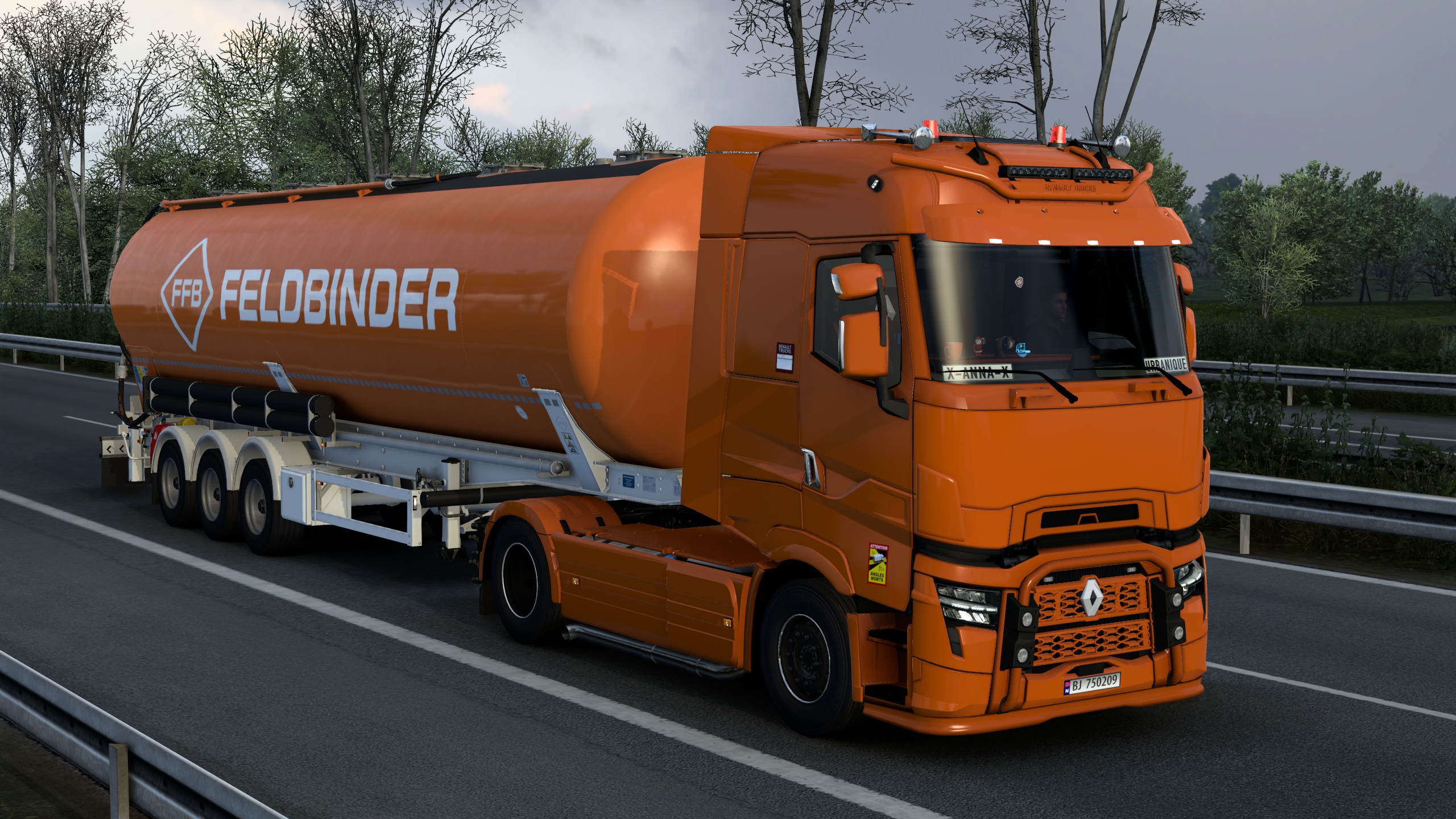 Image by urbanique75