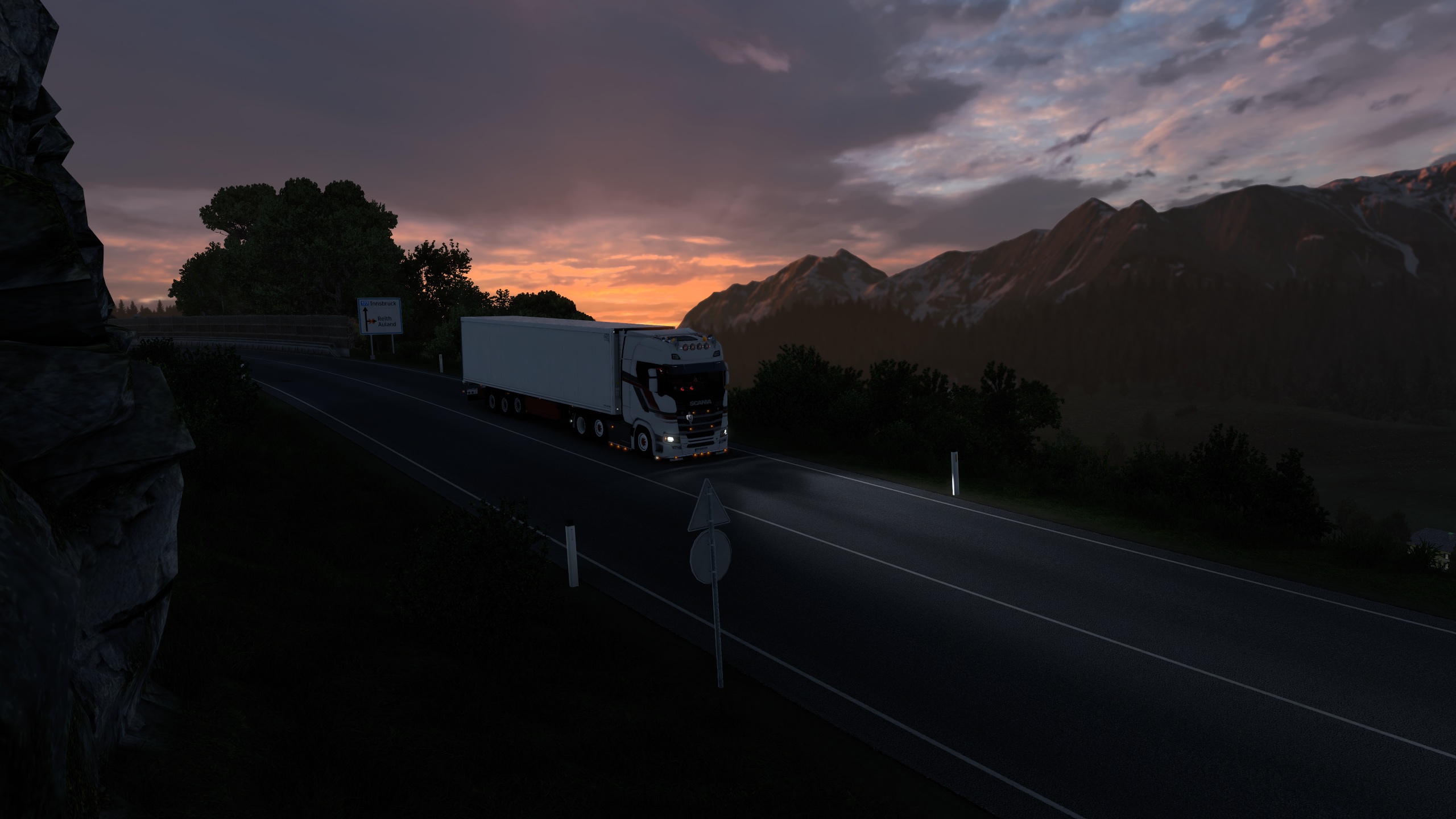 Image by OmerFarukColk