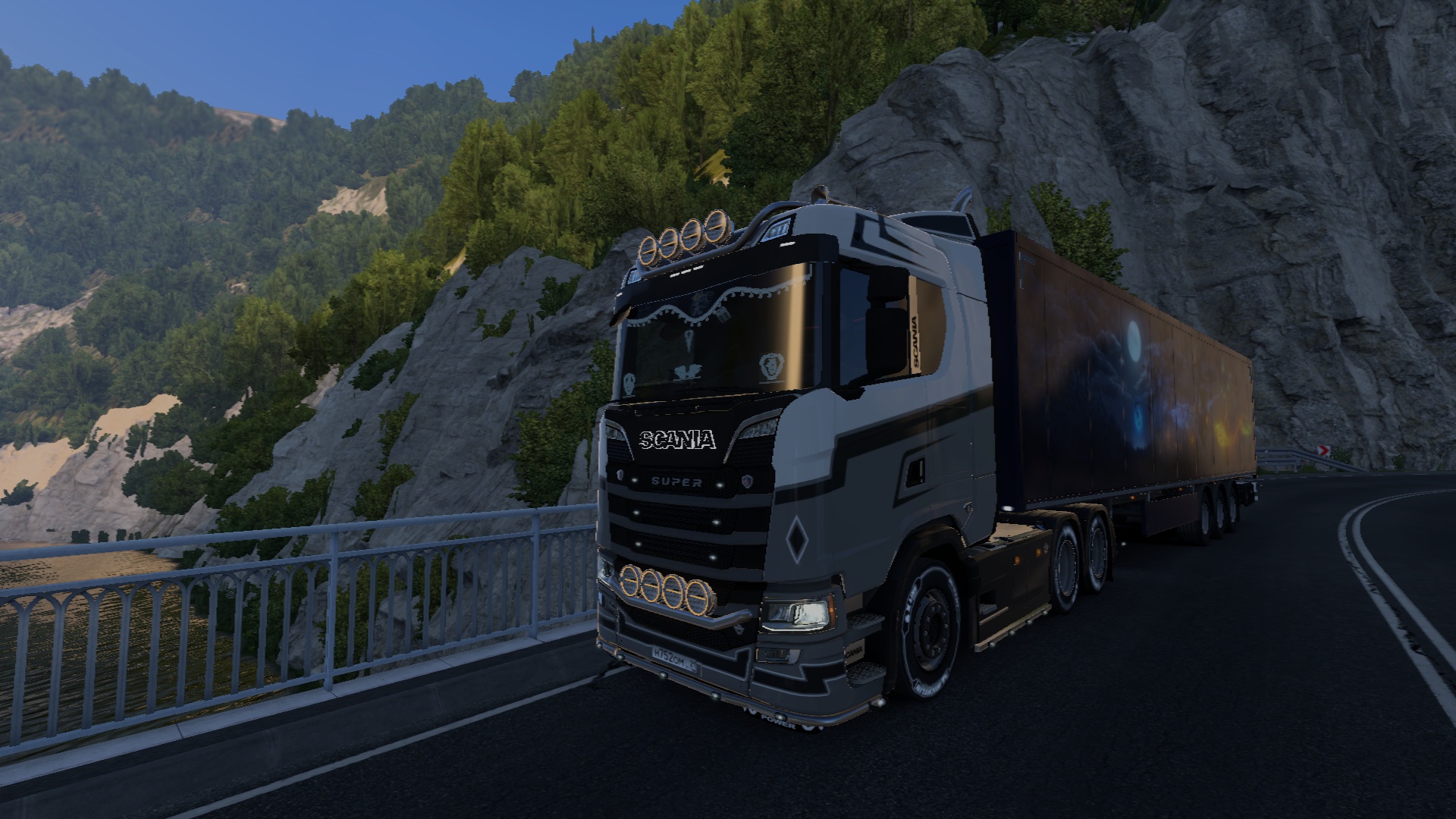 Image by OkeDint593