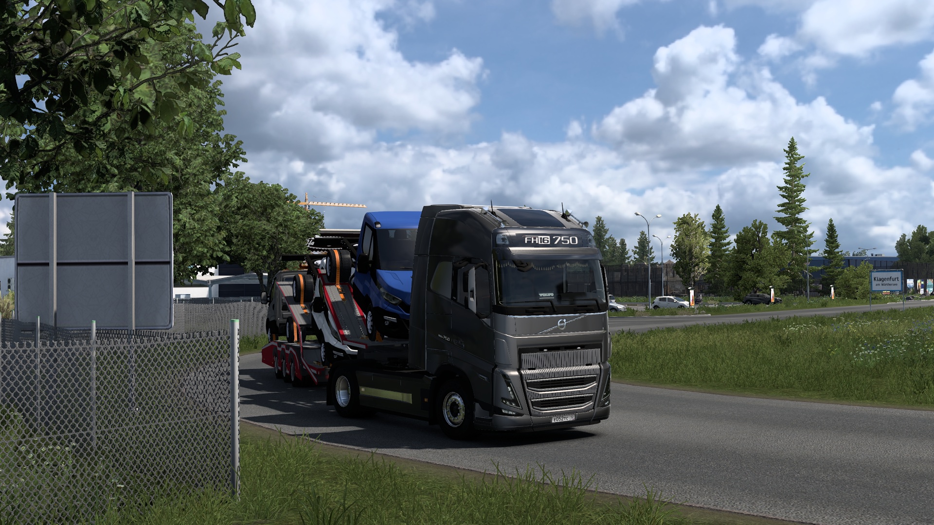 Image by AlexeyWaveD