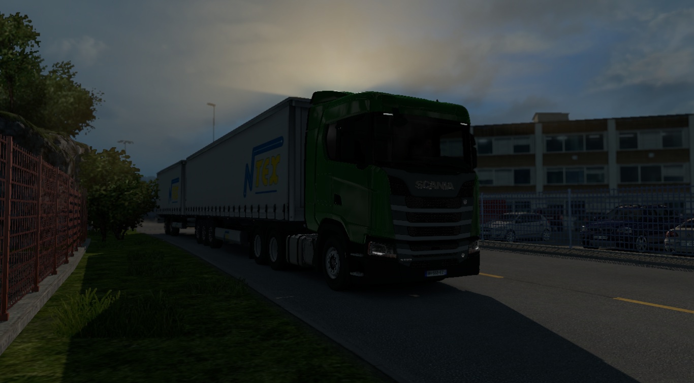 Image by danbyization