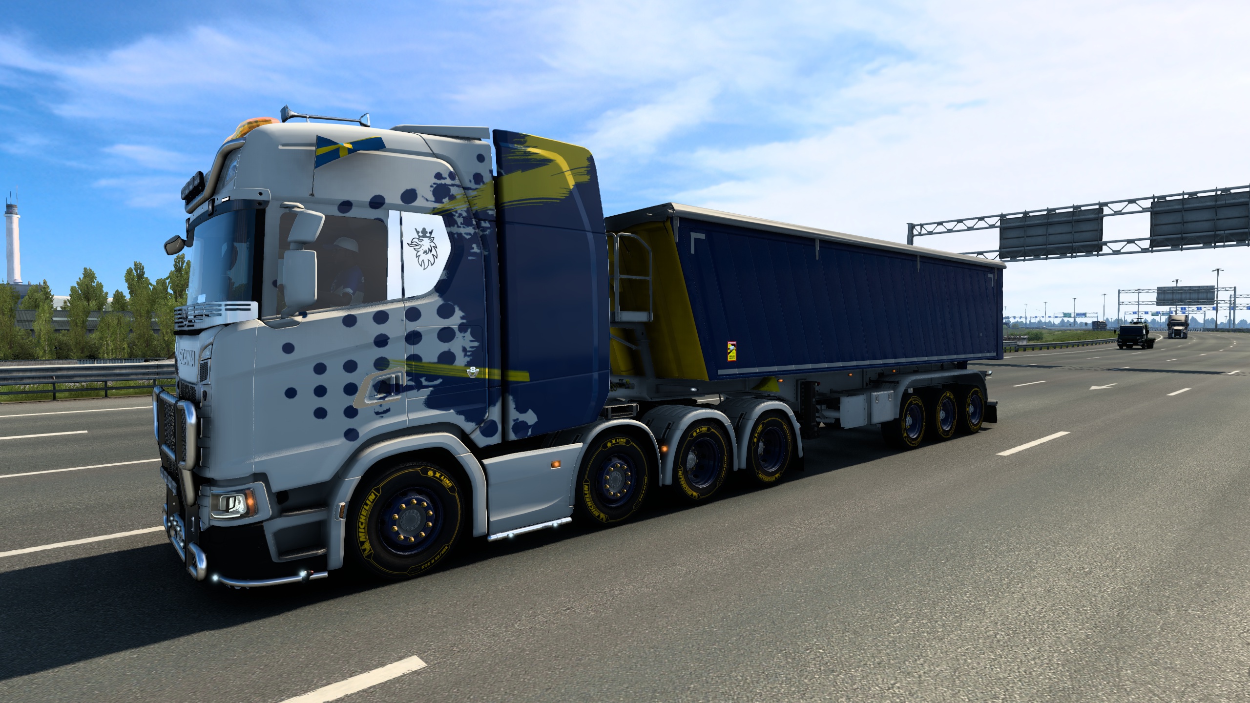 Image by Revolucioner