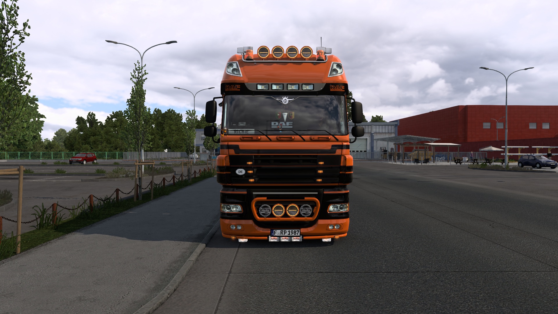 Image by RichiePeanut