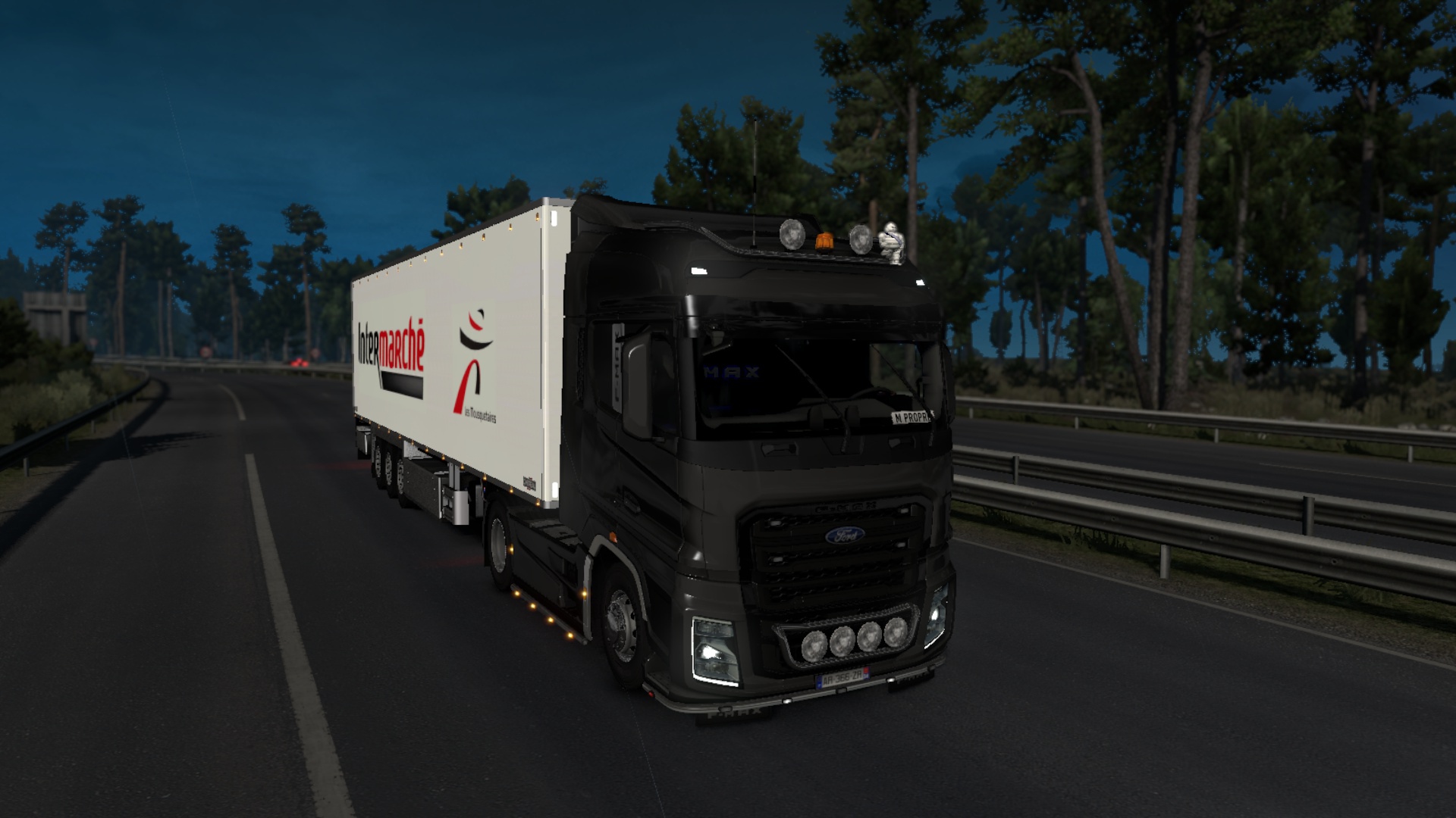 Image by ChienDesBois