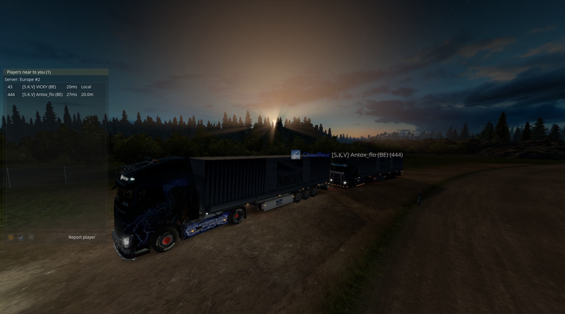 Image by vickylaboss