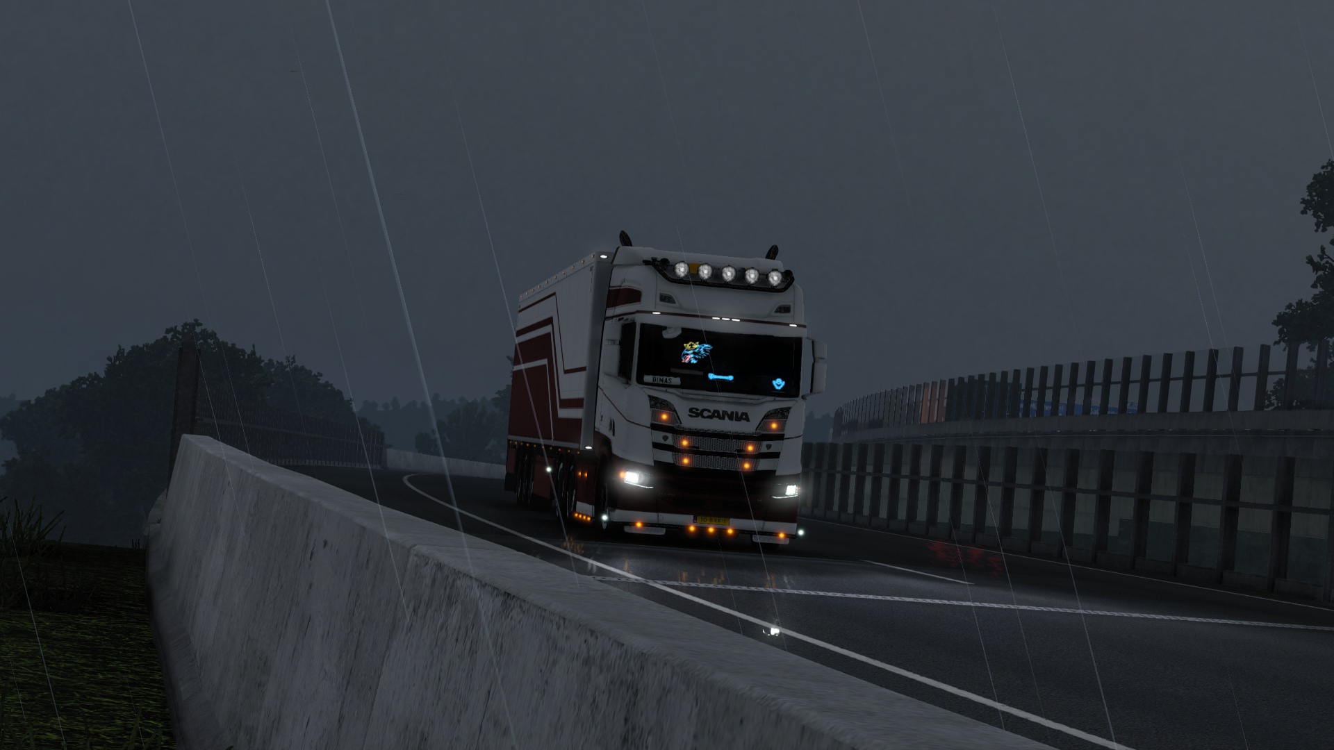 Image by Dimzziee