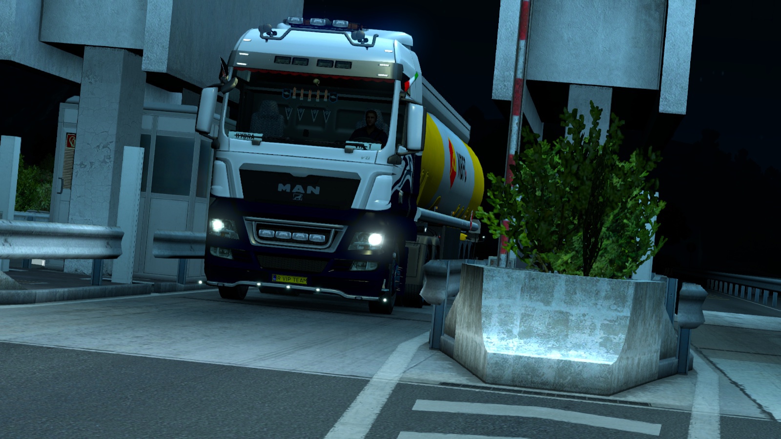 Image by Mohammad_Hydra