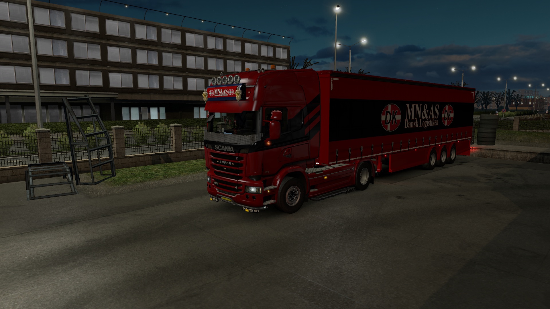 Image by DKSilverLinerAS