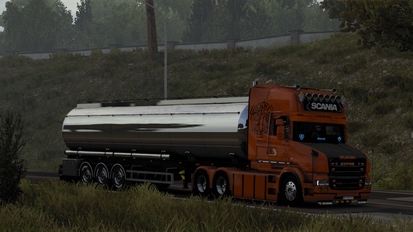 Image by SebasKitsune