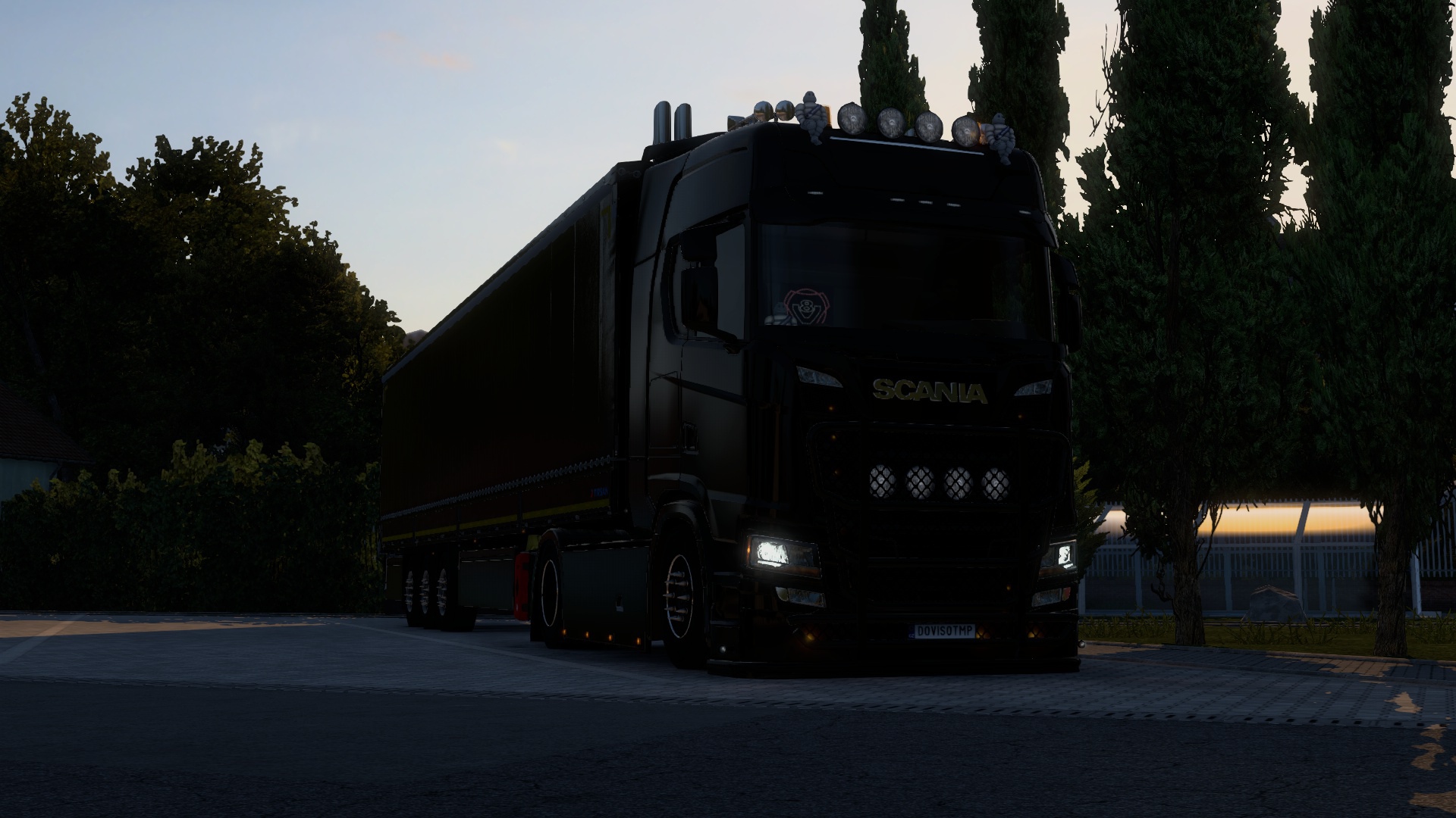 Image by DovisoinAction