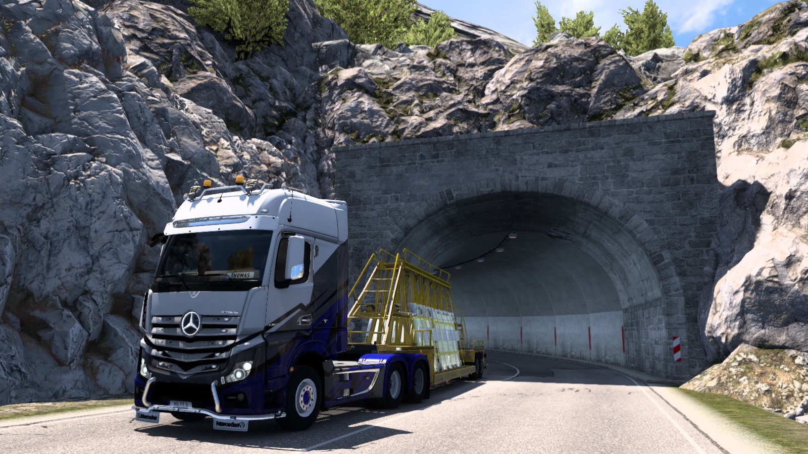 Image by thomasthamrt