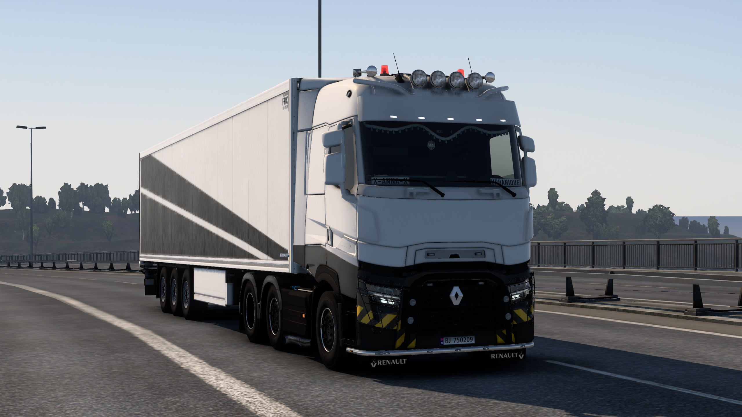 Image by urbanique75