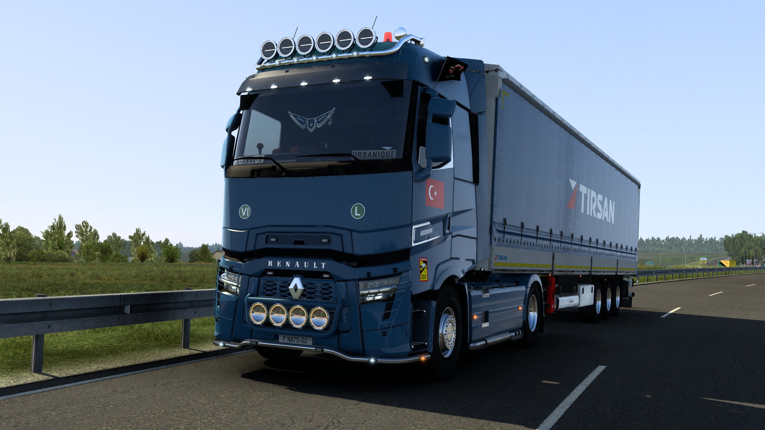 Image by urbanique75