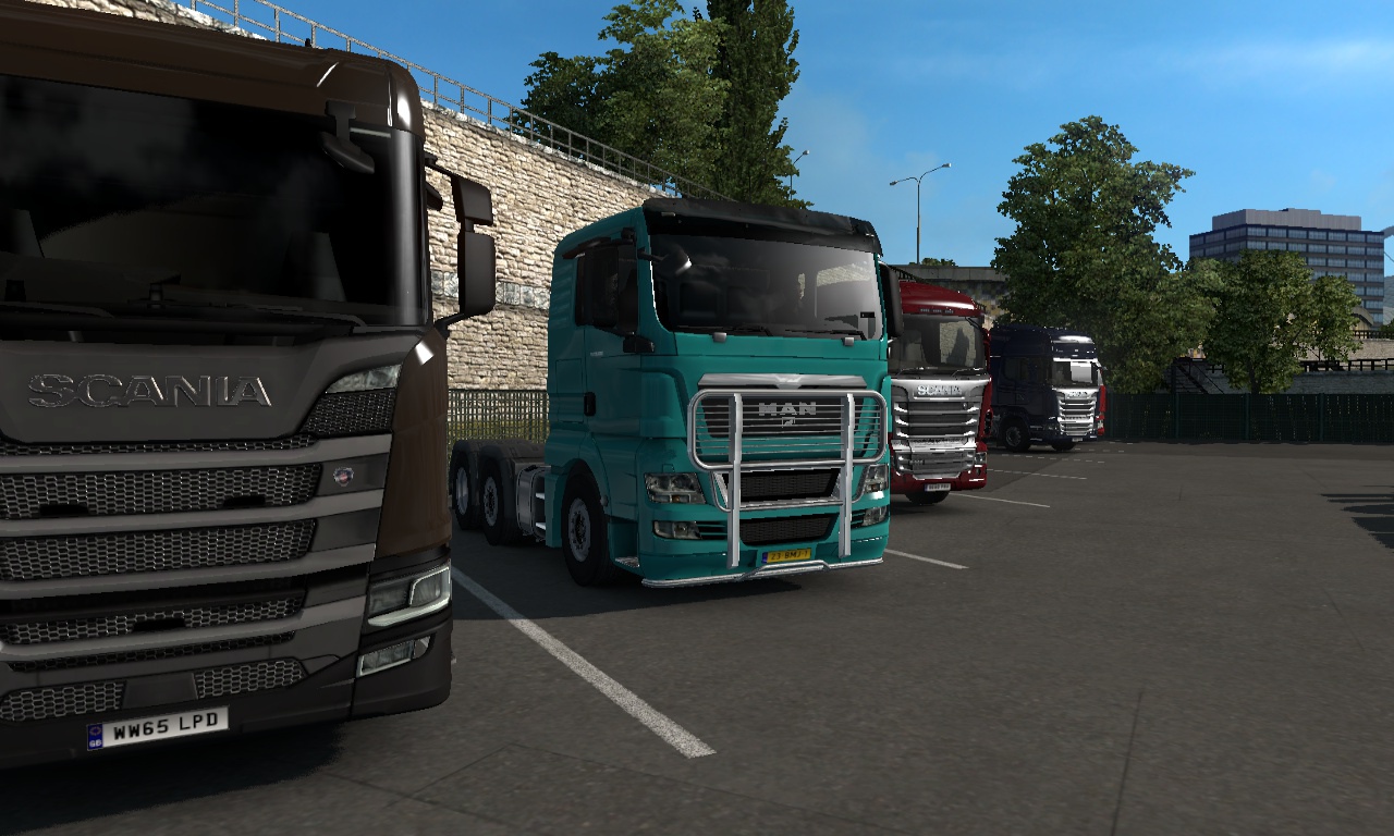 Image by thomashsutw