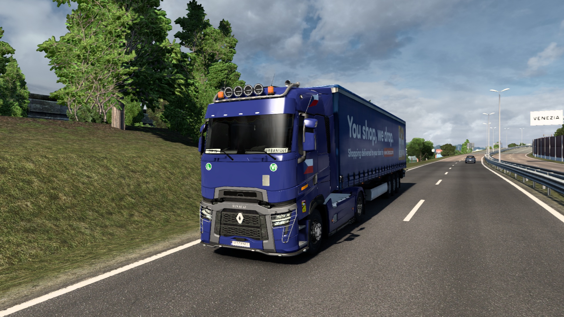 Image by urbanique75