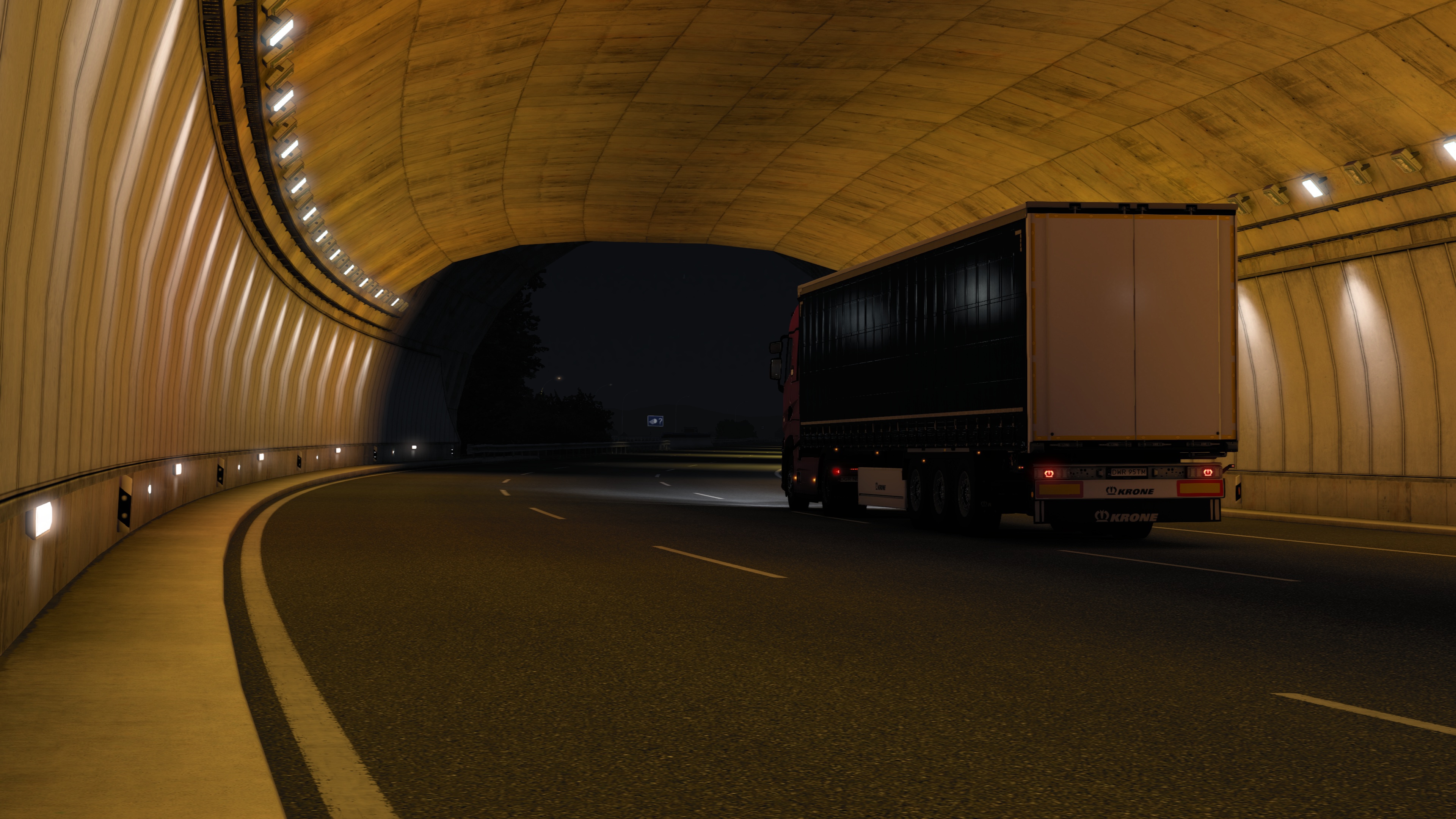 Image by MLigudzinski