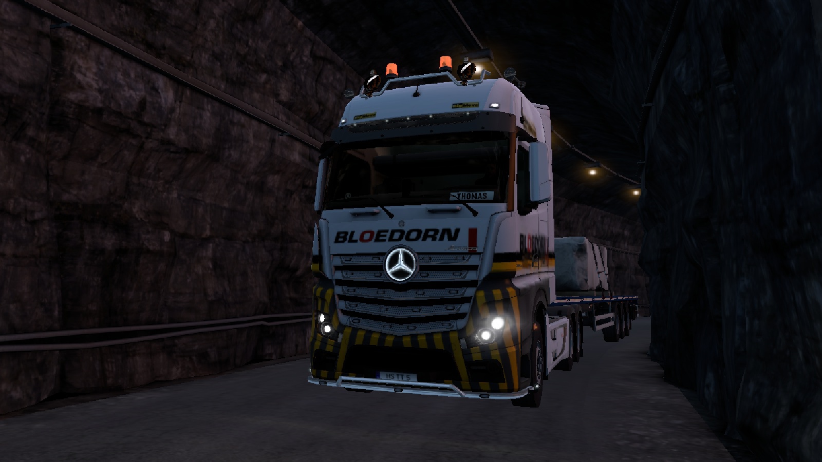 Image by thomasthamrt