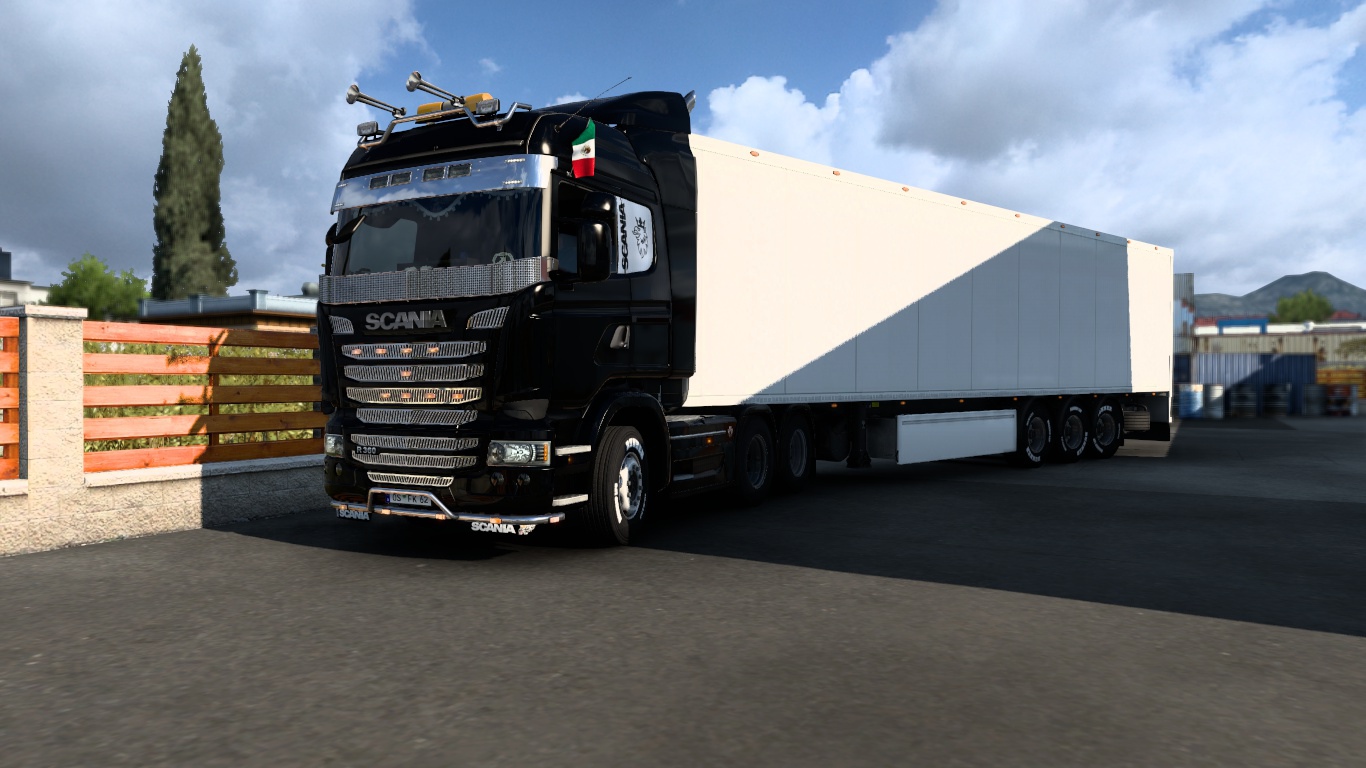 Image by truckerluis1427