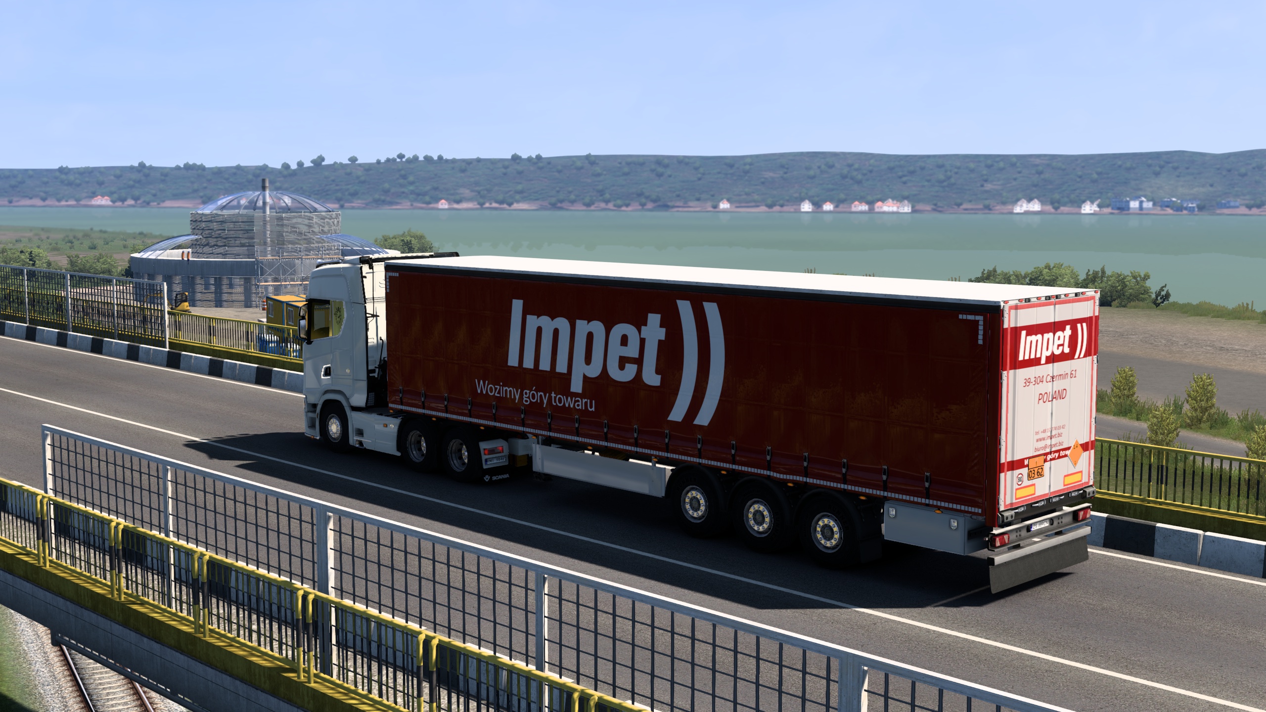 Image by Moondayzzzz_