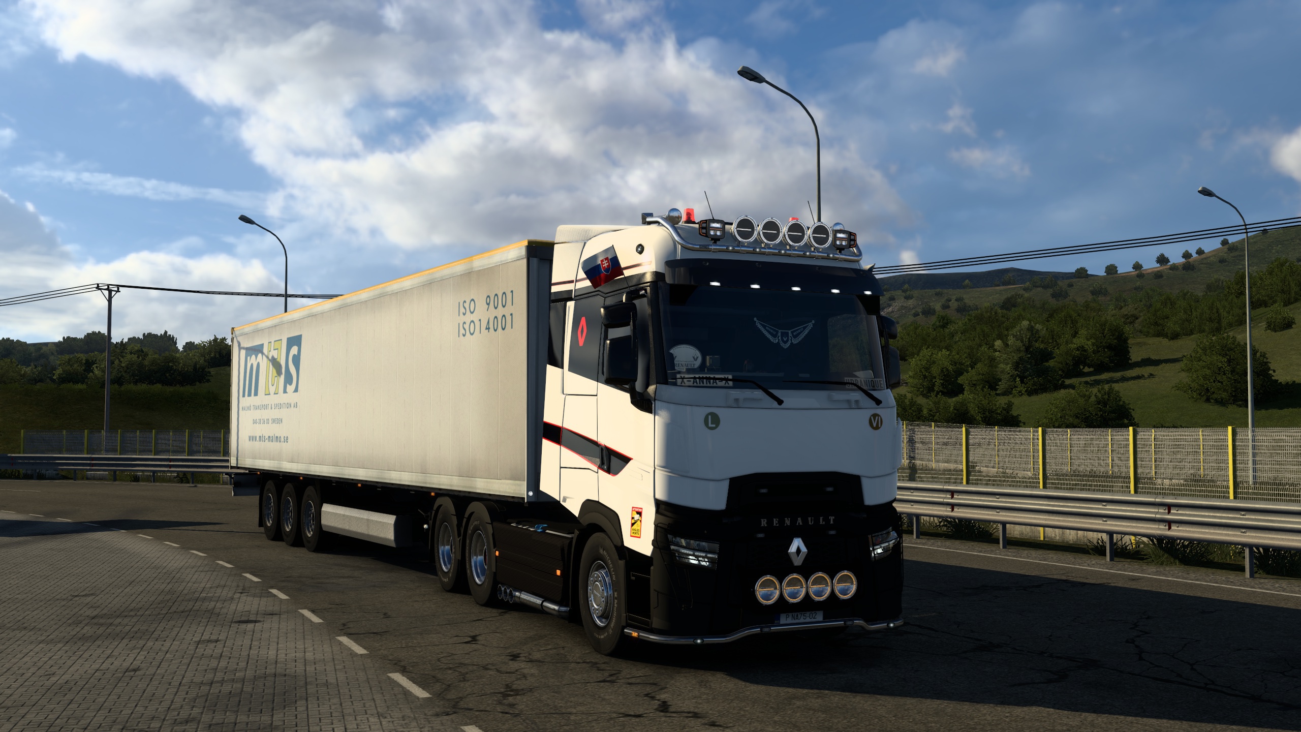 Image by urbanique75