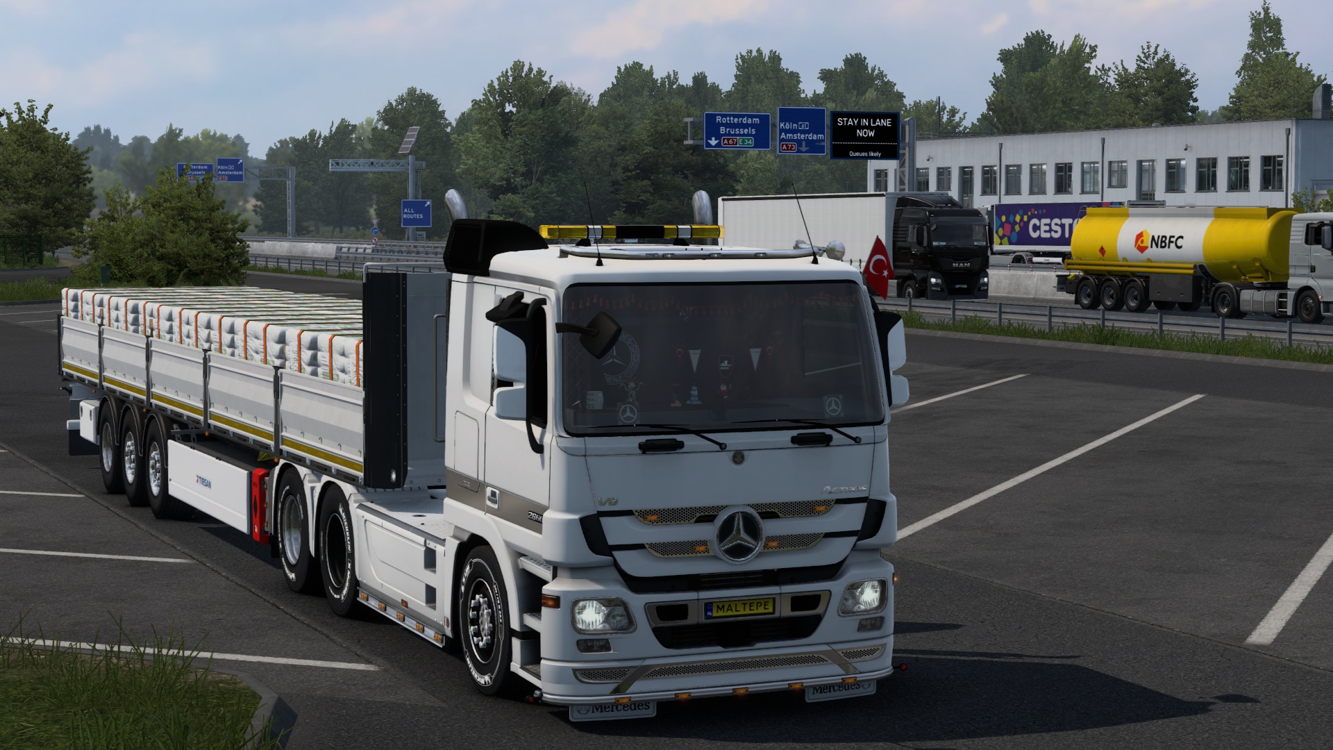 Image by hakanerdogan4