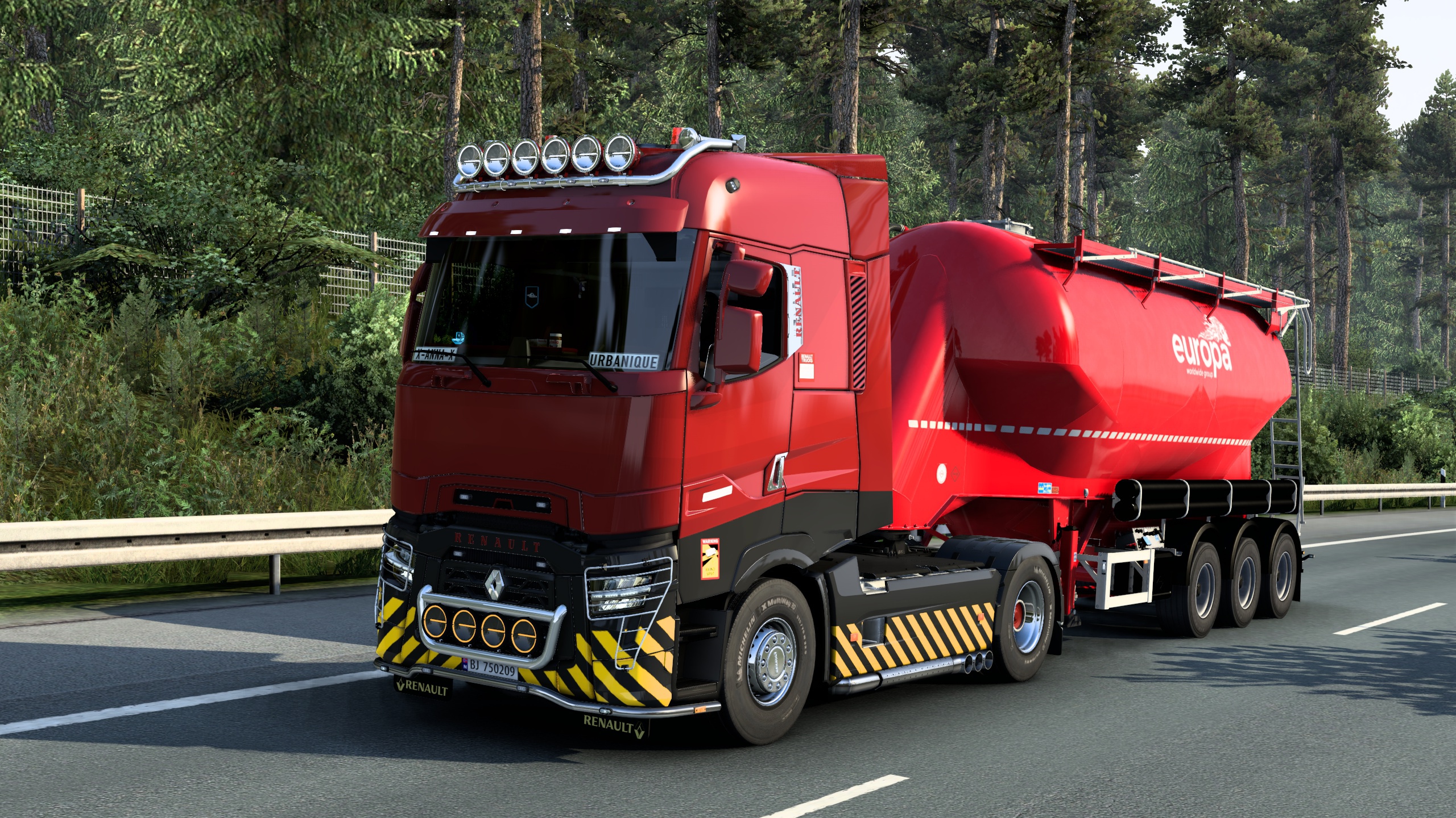 Image by urbanique75