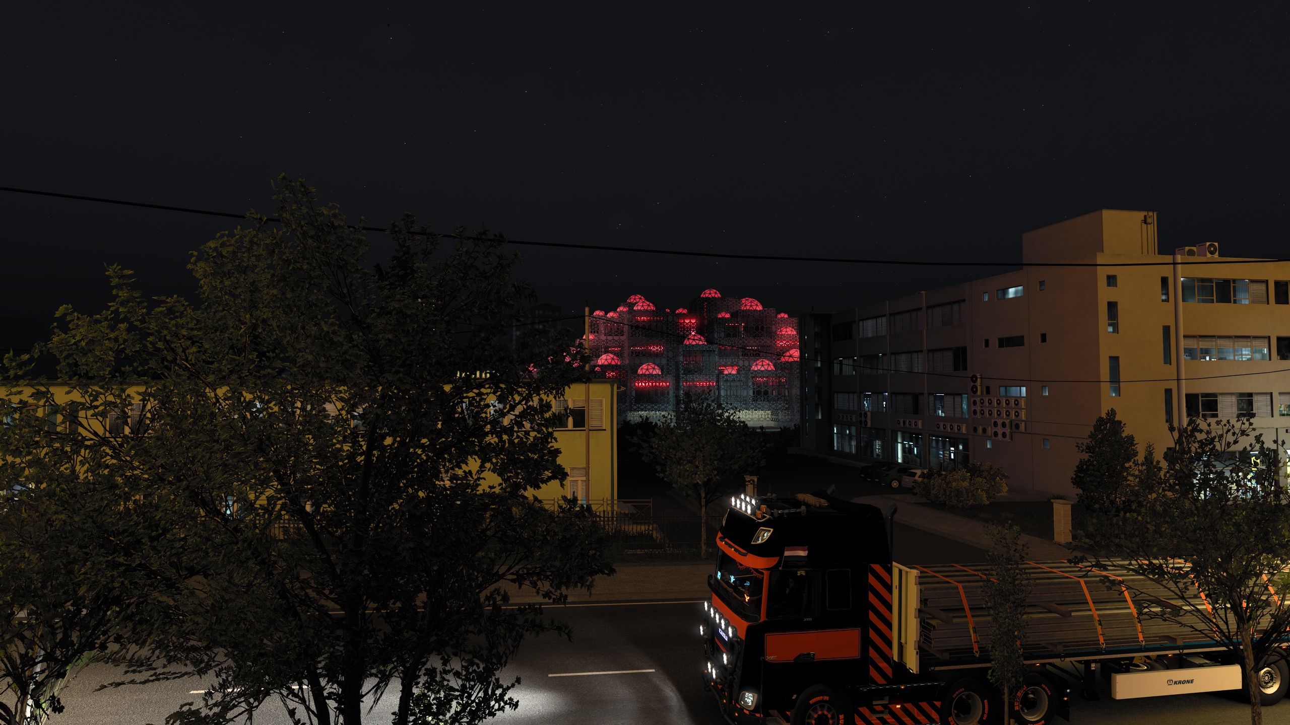 Image by astrayamatu