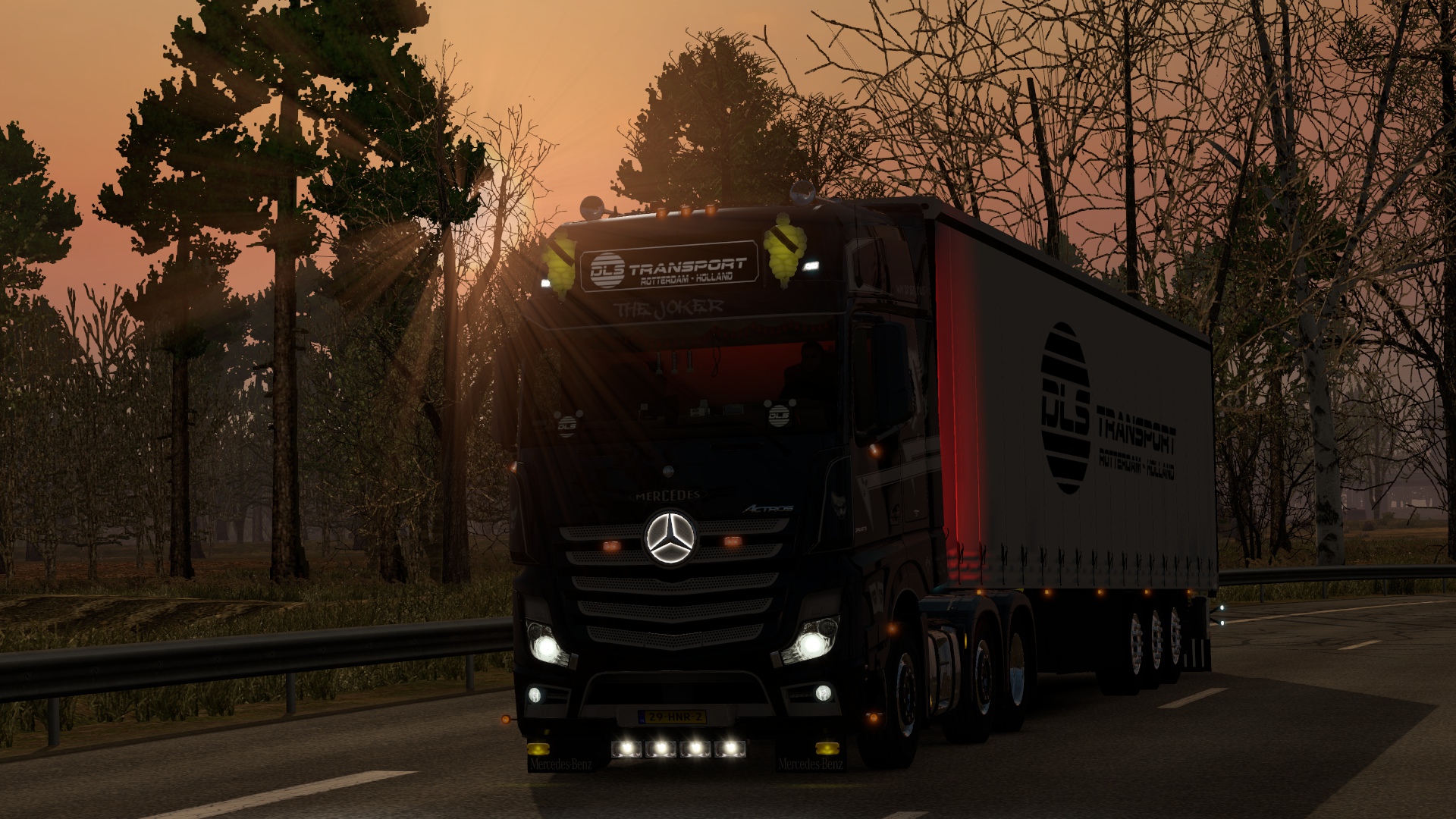 Image by justincortenbach