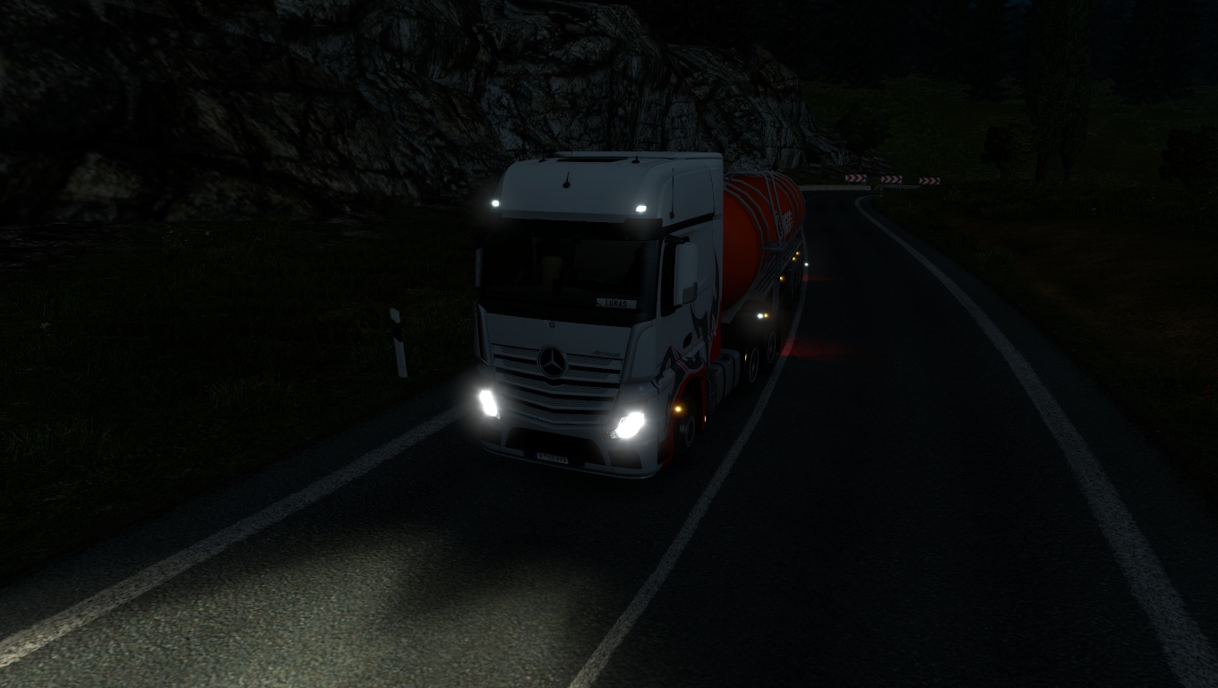 Image by luko0211