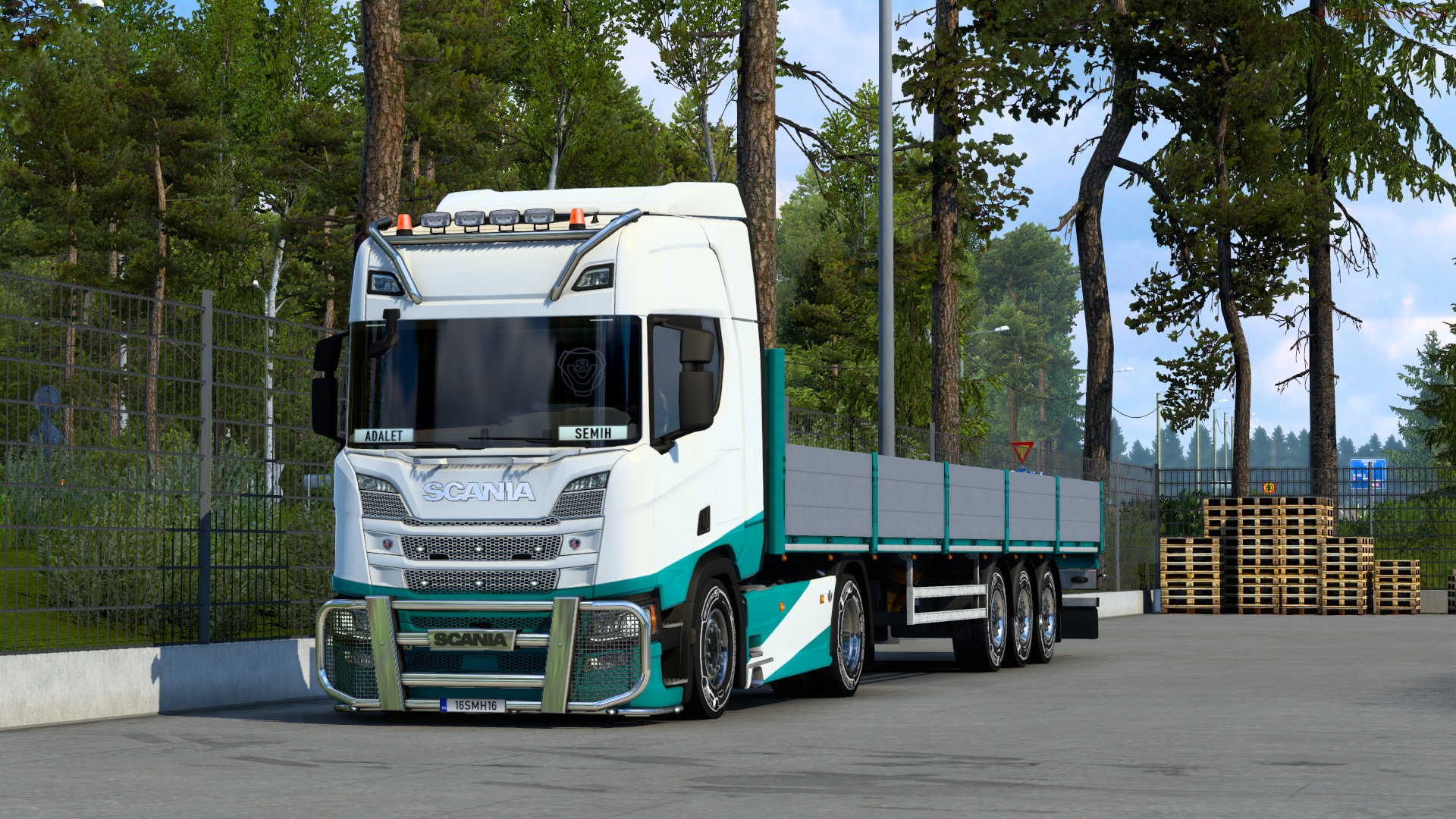 Image by semihpeynirci