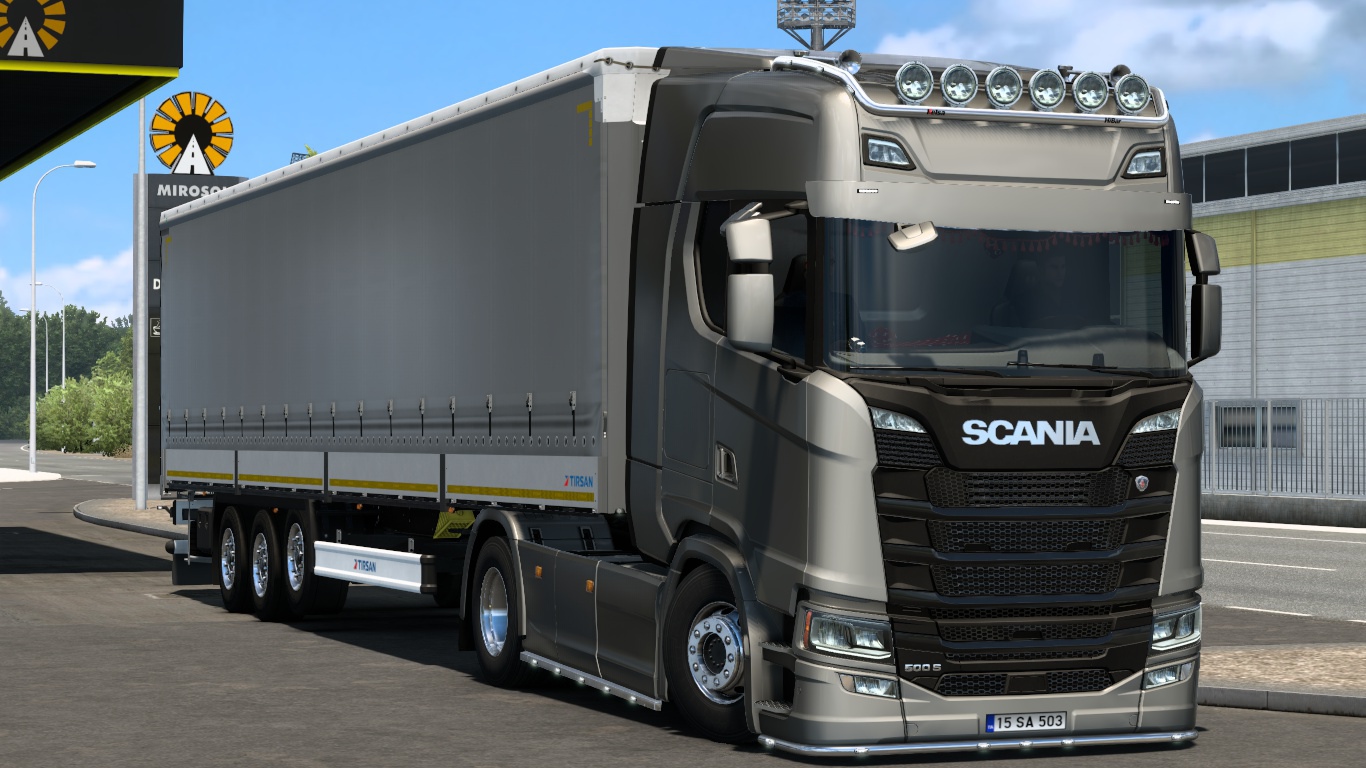 Image by Suleyman155