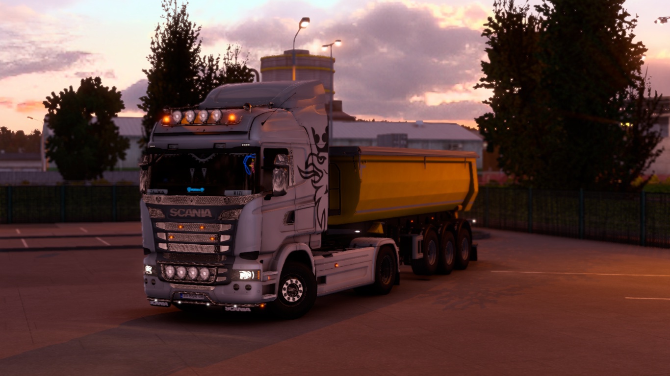 Image by merttokmakci