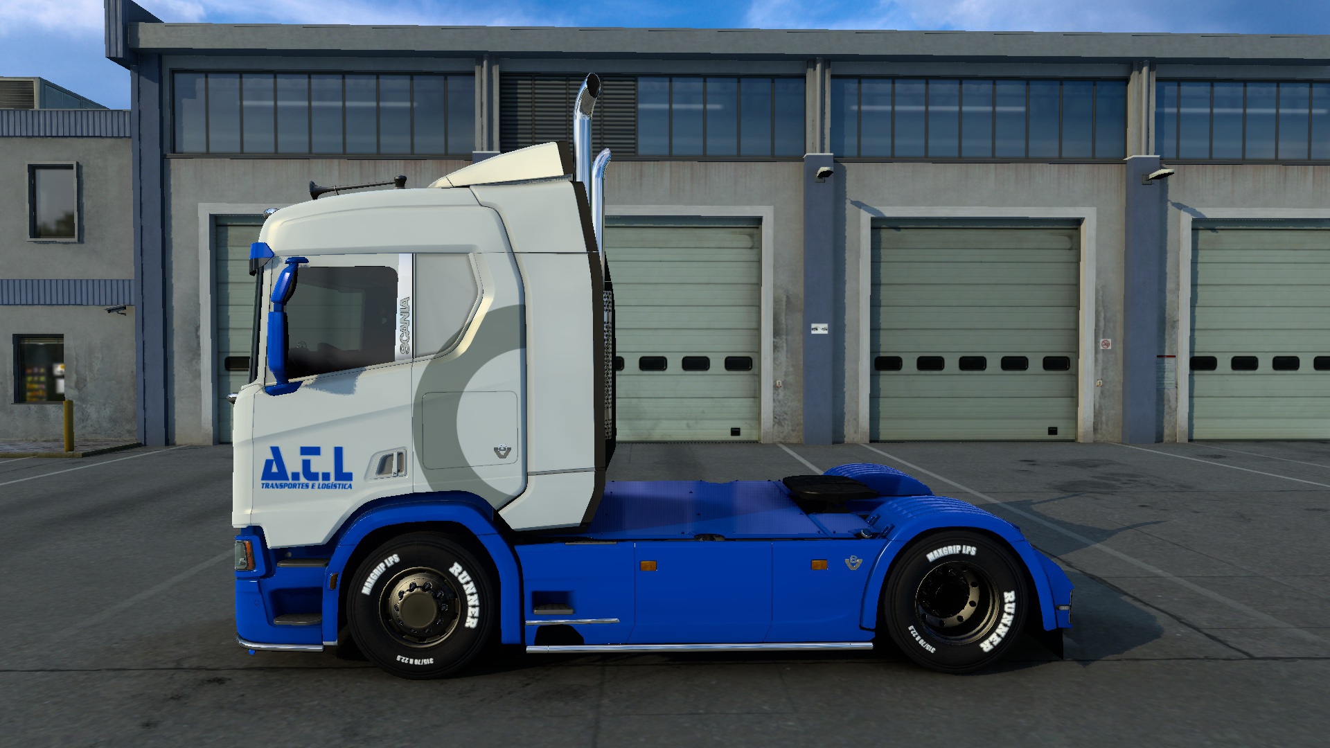 Image by GROFR_JET_LEE