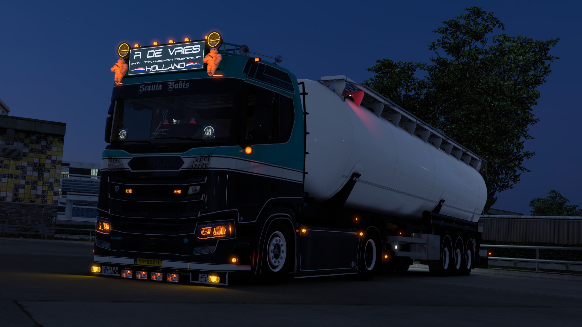 Image by DeVries_1995