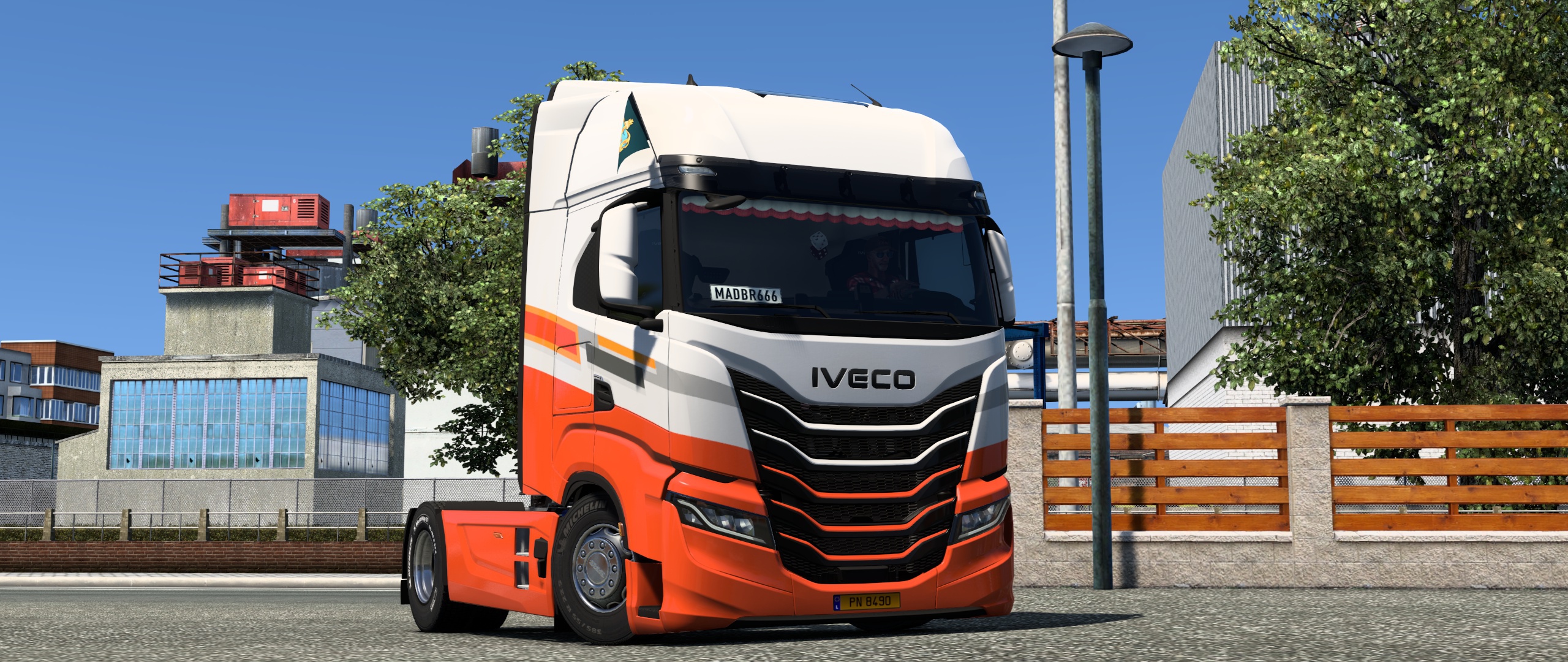 Image by madrugagato