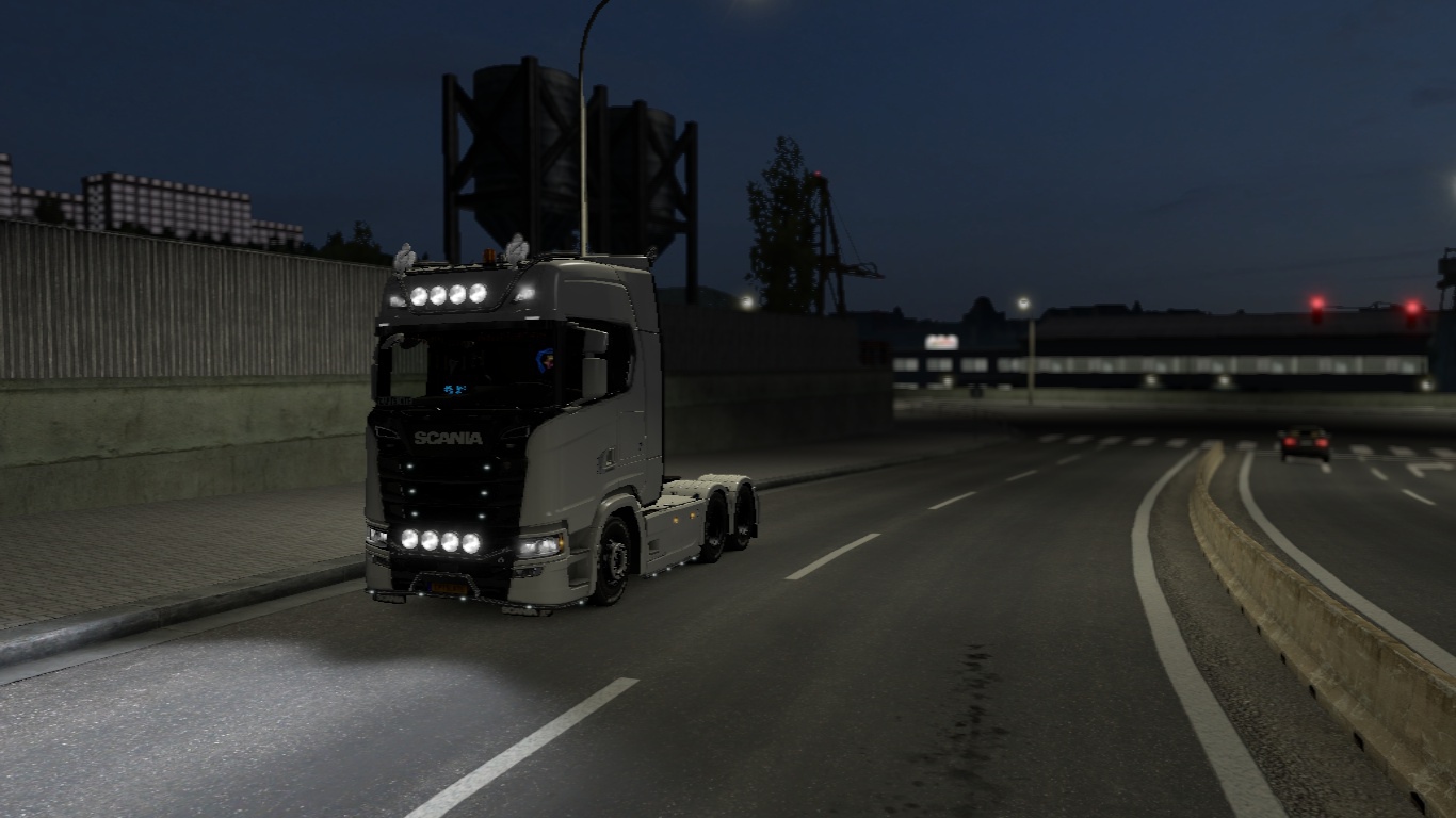 Image by kursattt