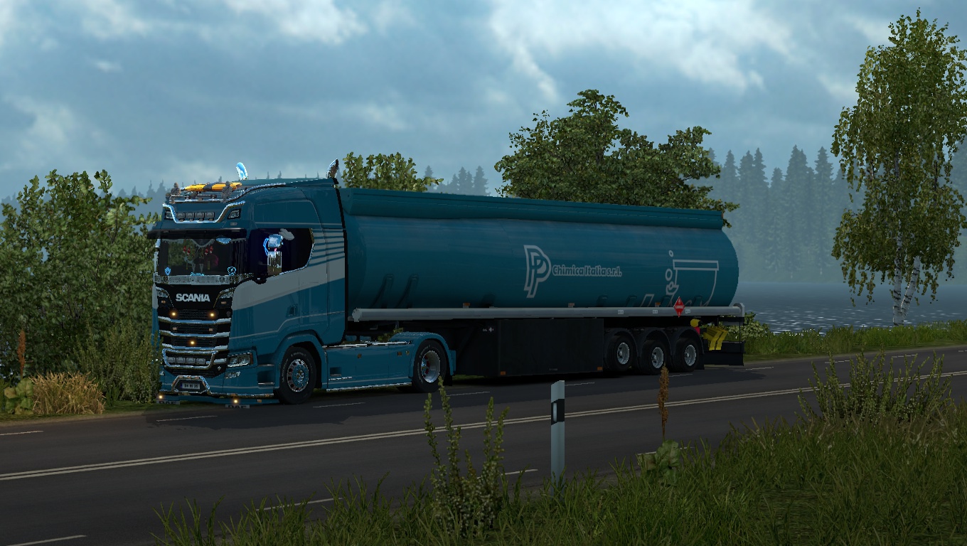 Image by danisirawan