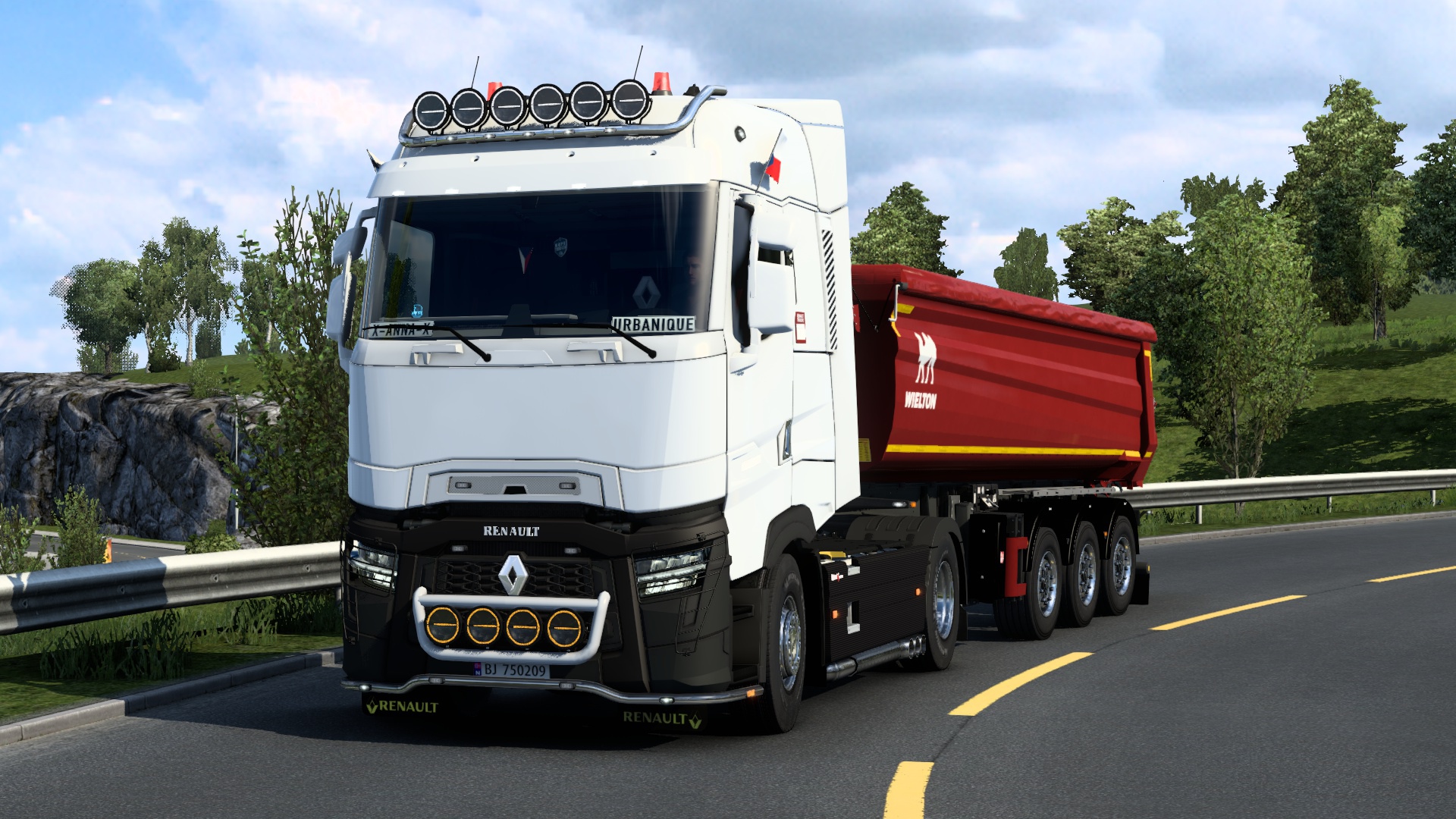 Image by urbanique75