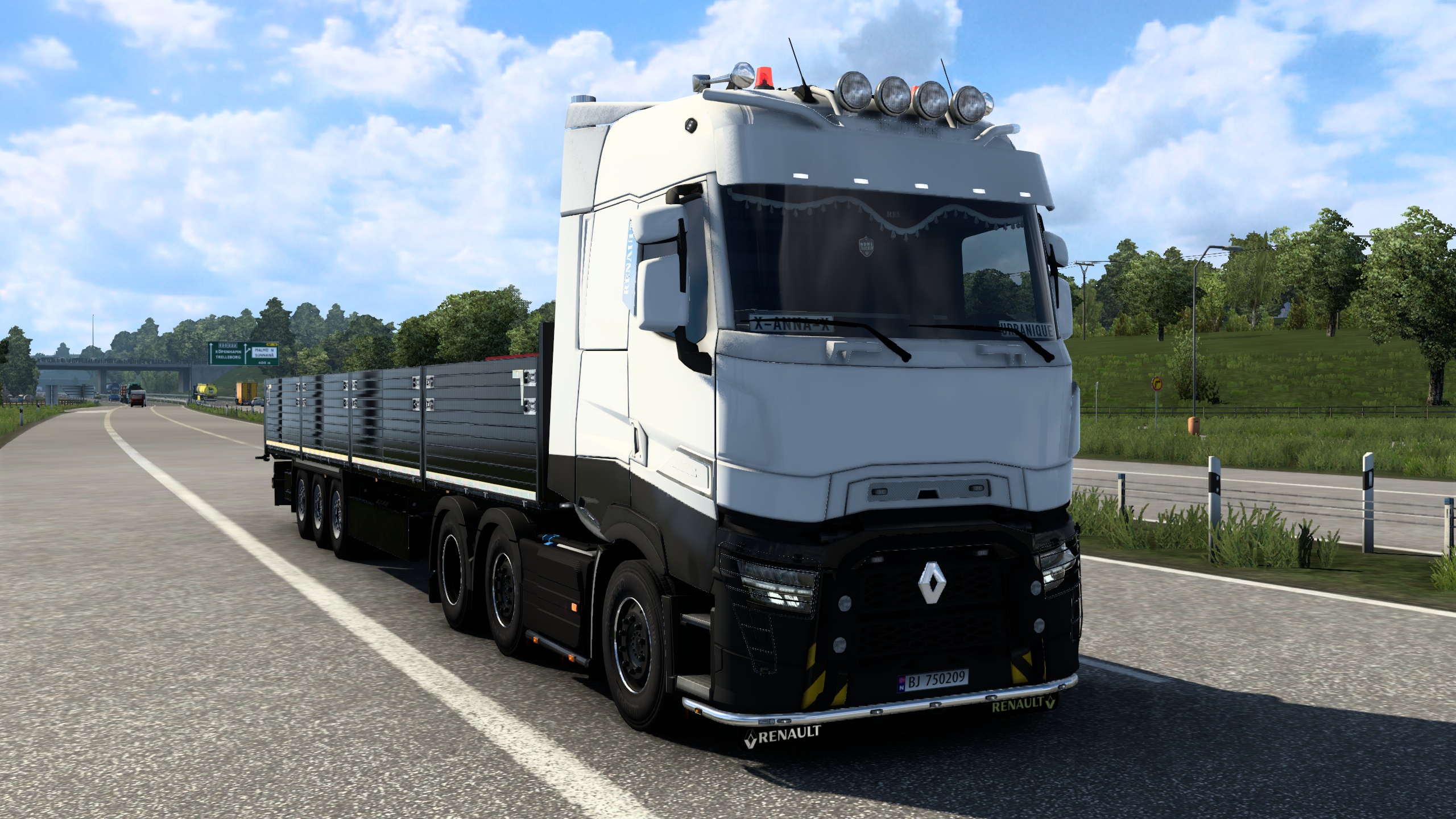 Image by urbanique75