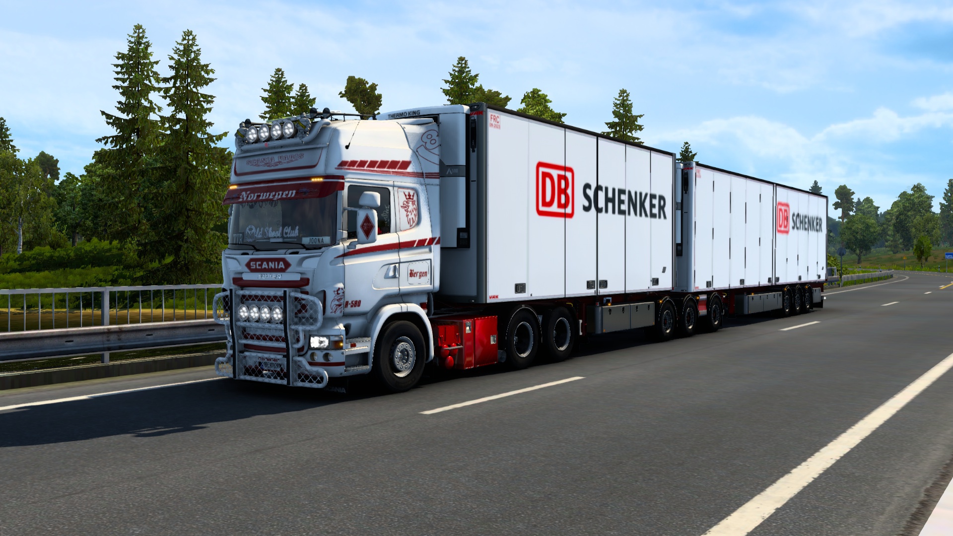 Image by PersikkaPete