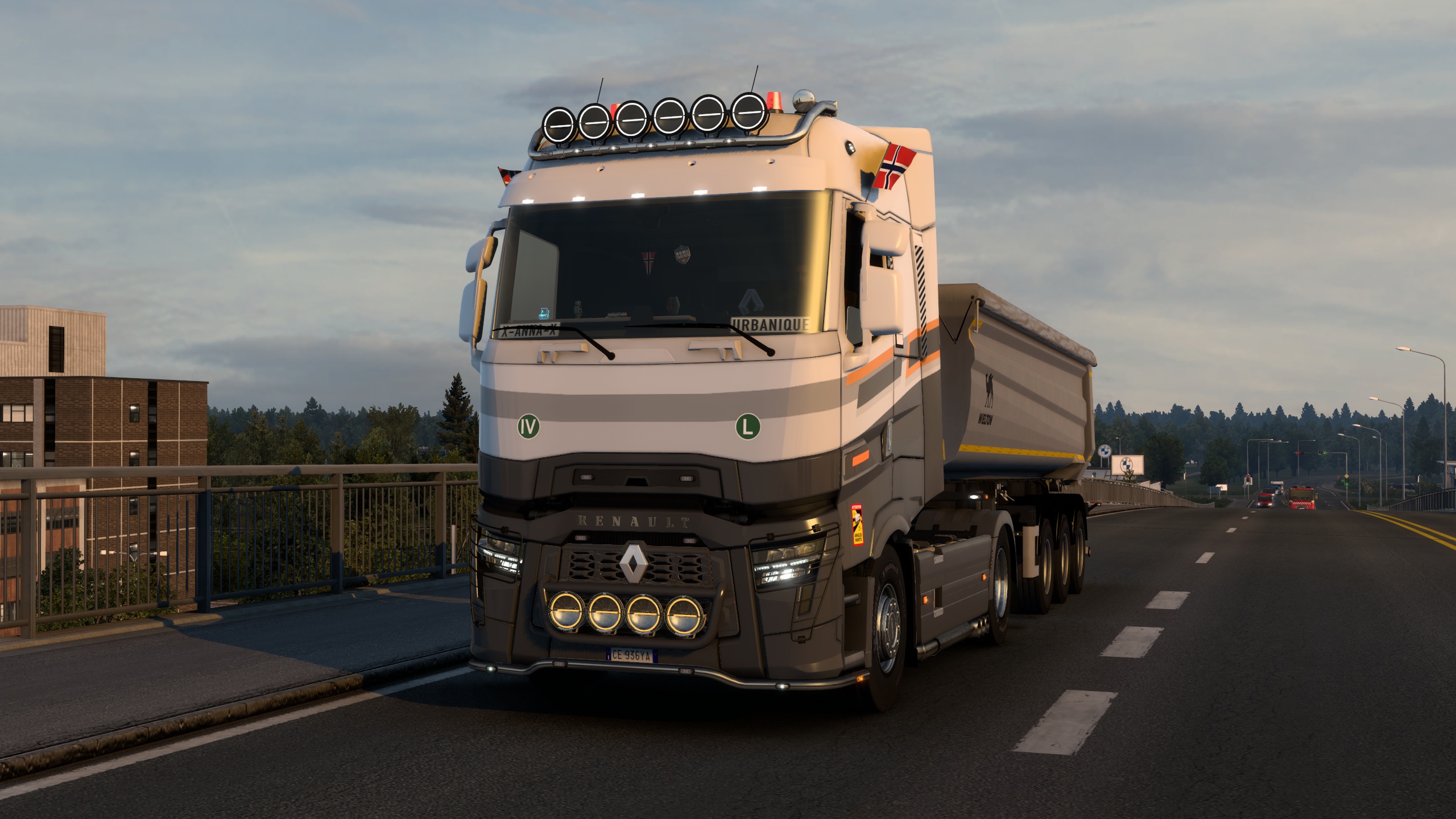 Image by urbanique75