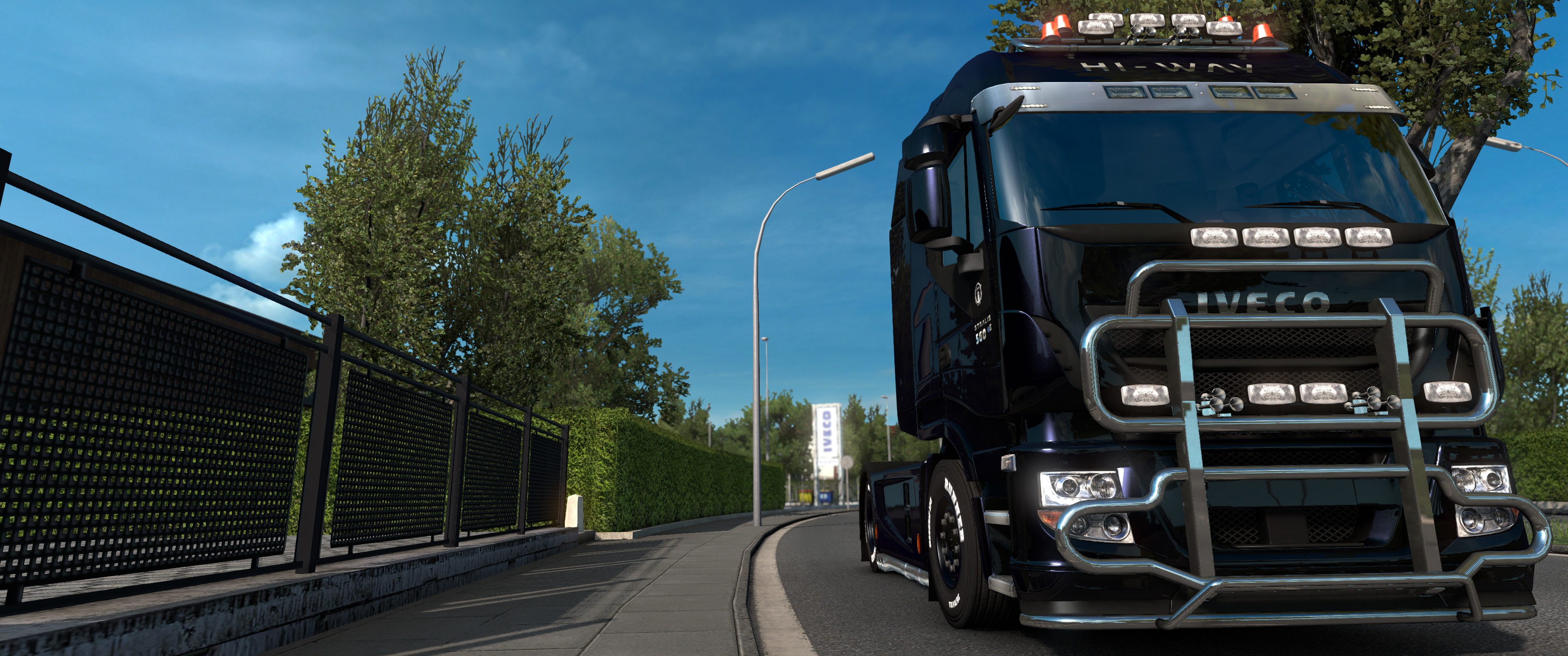 Image by Ehrenstein_Trans