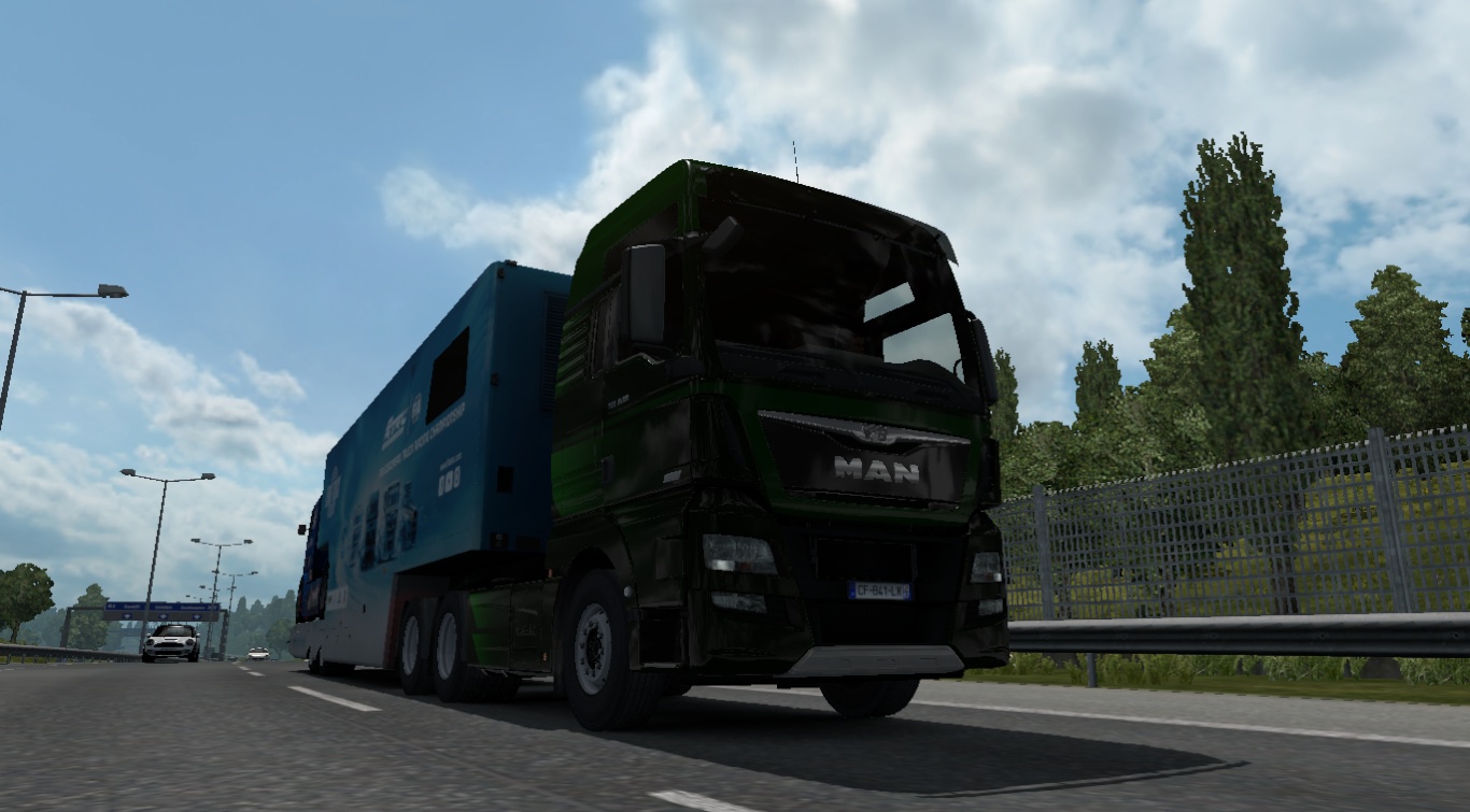 Image by danbyization