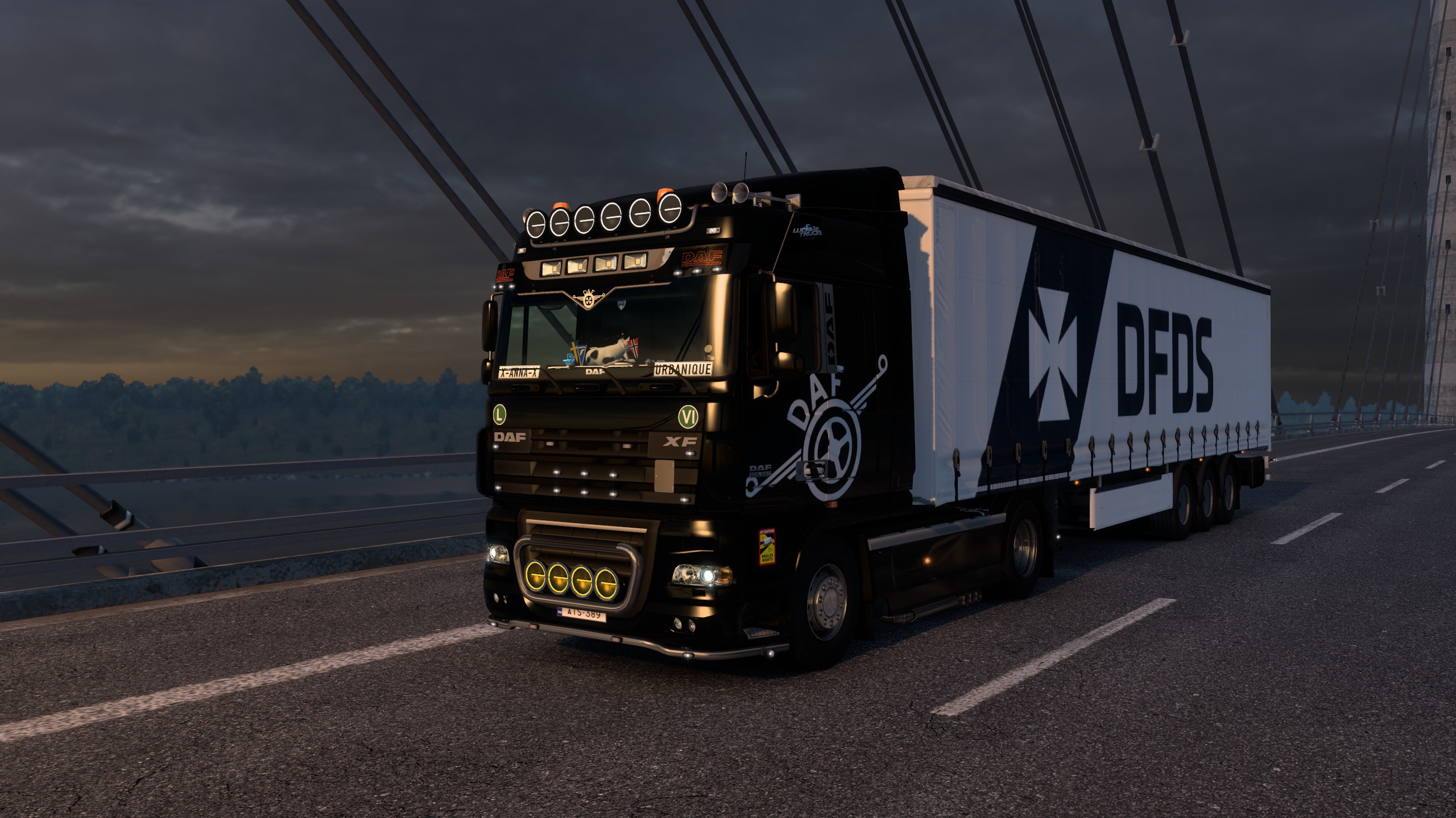 Image by urbanique75